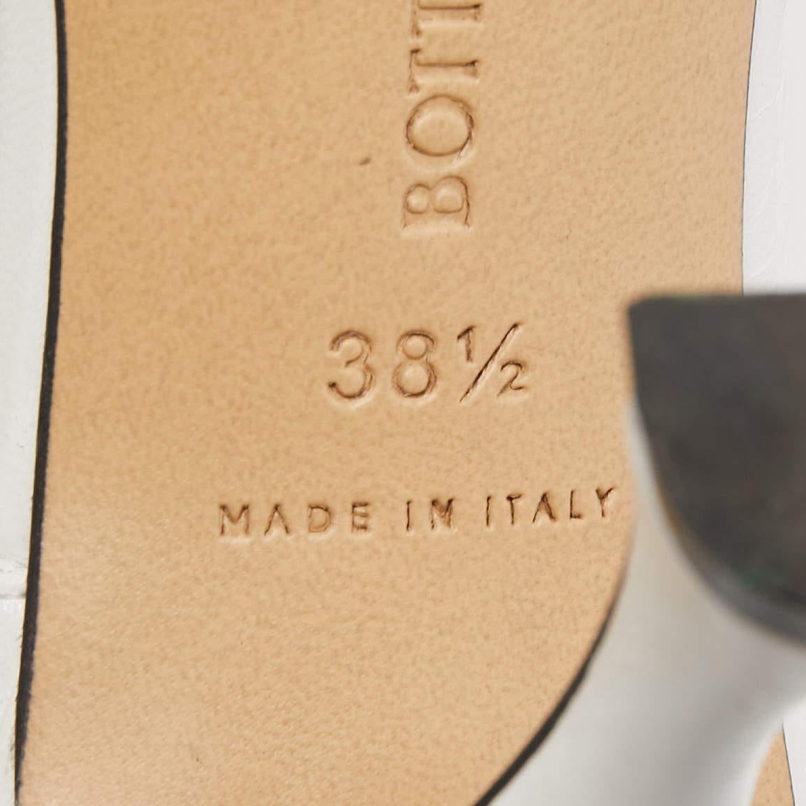 Bottega Veneta White Leather Square Toe Slides Size 38.5 2