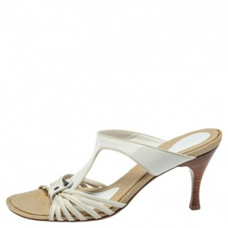 Bottega Veneta White Leather Strappy Sandals Size 36 For Sale