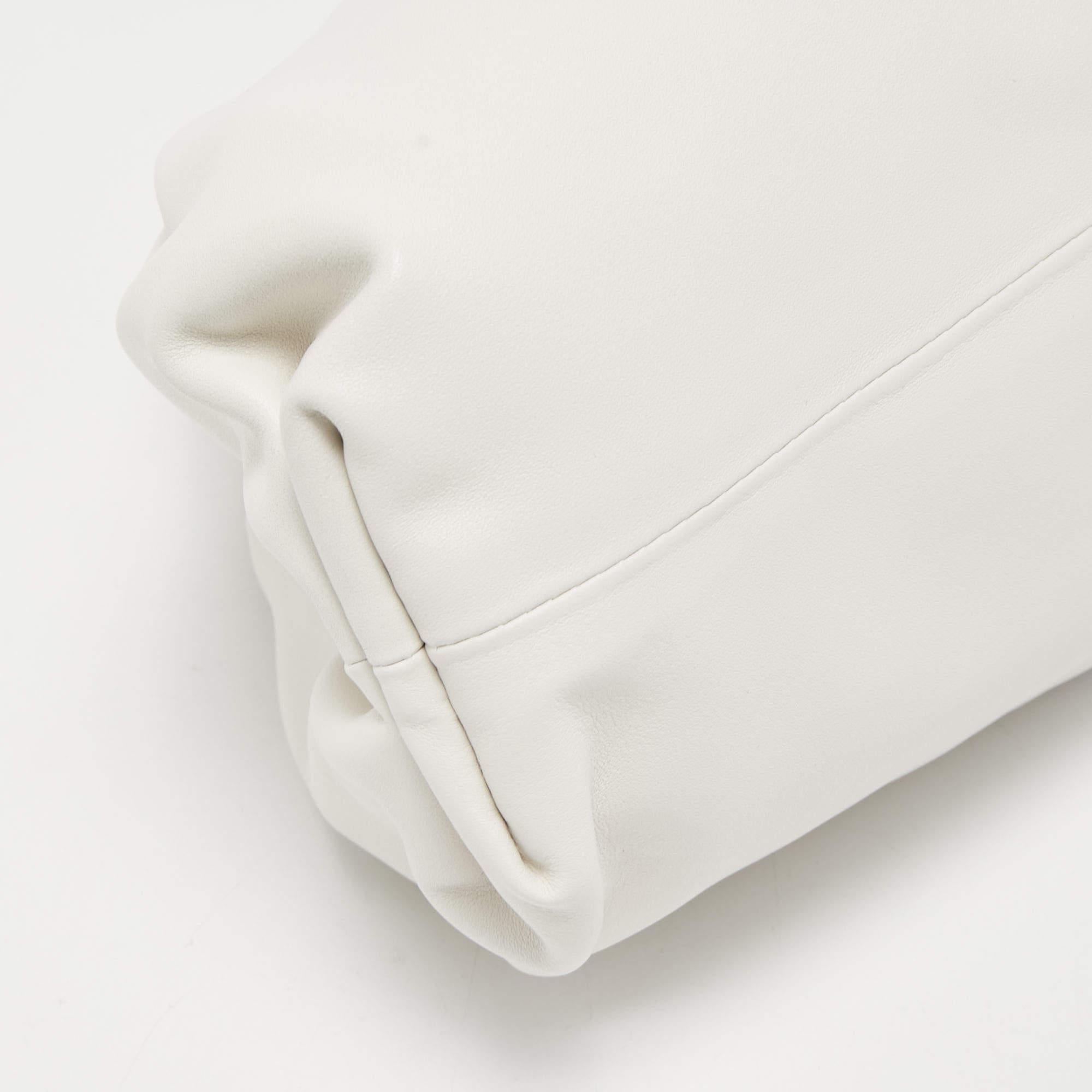 Bottega Veneta White Leather Teen Pouch Clutch For Sale 2