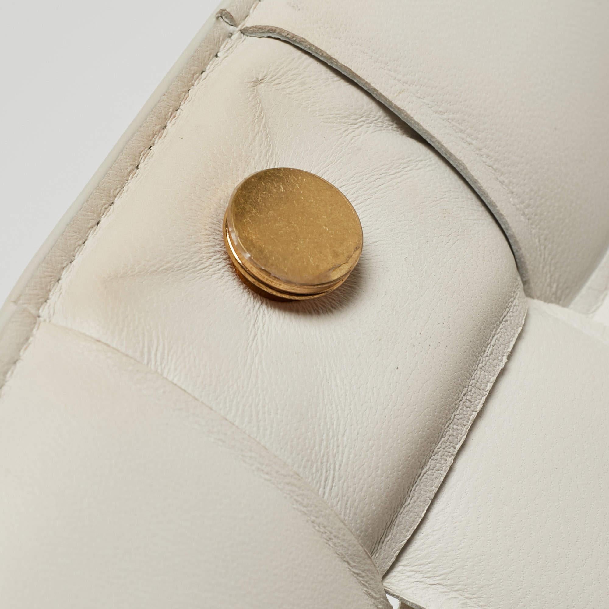Bottega Veneta White Padded Leather Cassette Shoulder Bag For Sale 11
