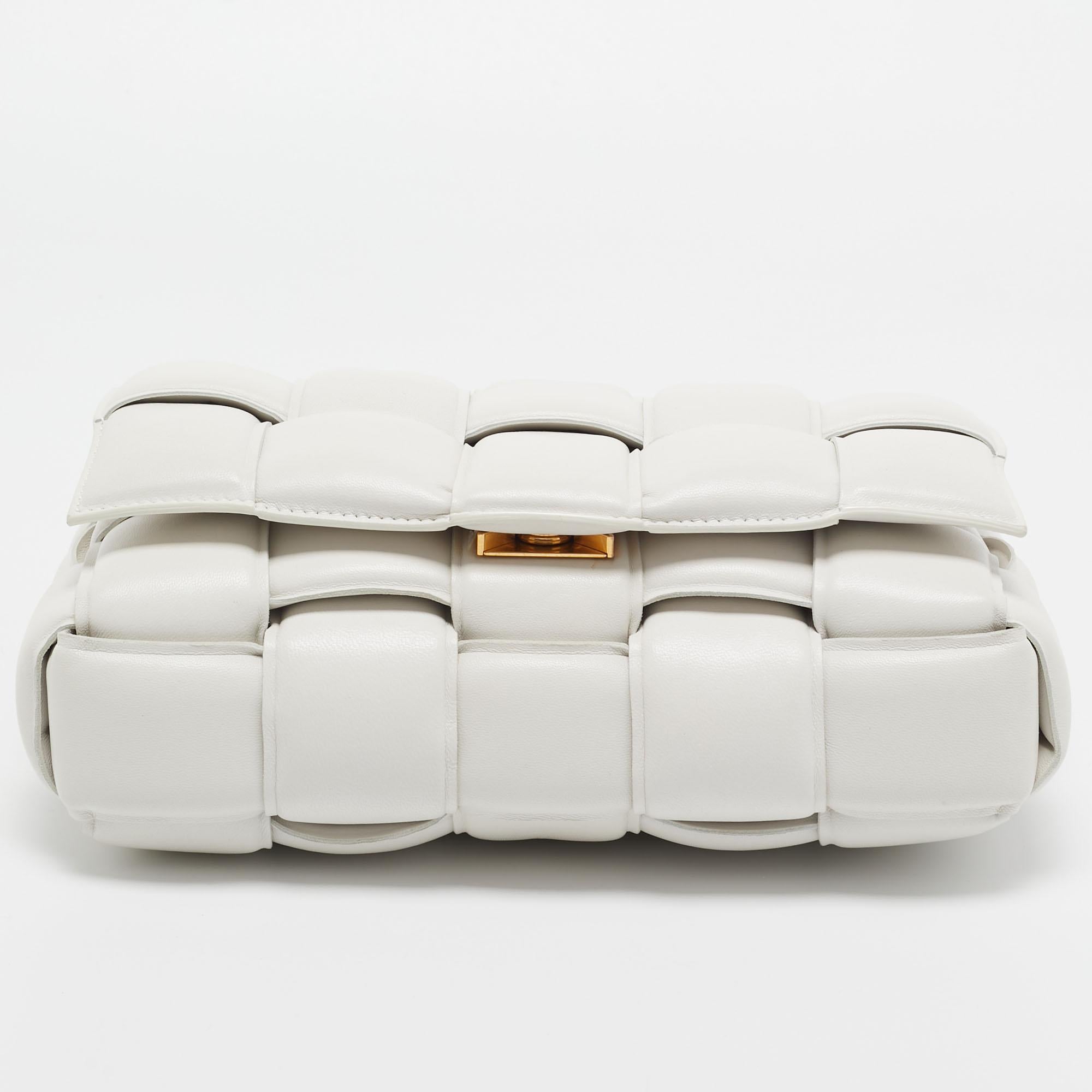 Bottega Veneta White Padded Leather Cassette Shoulder Bag For Sale 1