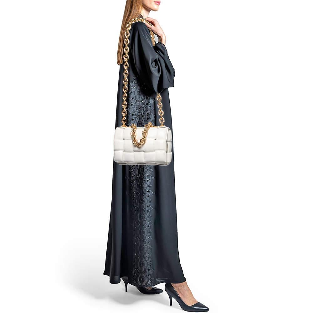 Bottega Veneta White Padded Leather Chain Cassette Shoulder Bag In Excellent Condition For Sale In Dubai, Al Qouz 2