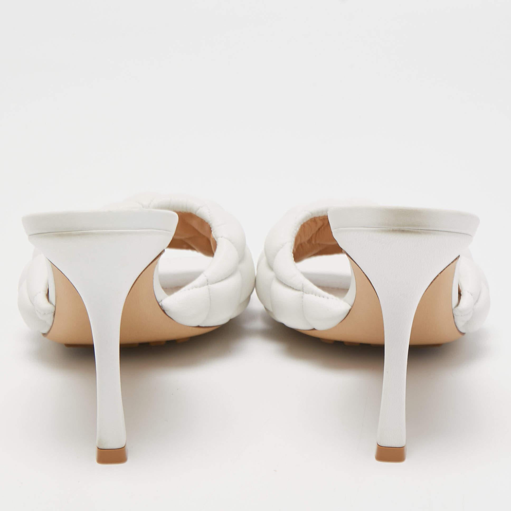 Bottega Veneta White Quilted Leather Lido Slide Sandals Size 38.5 3