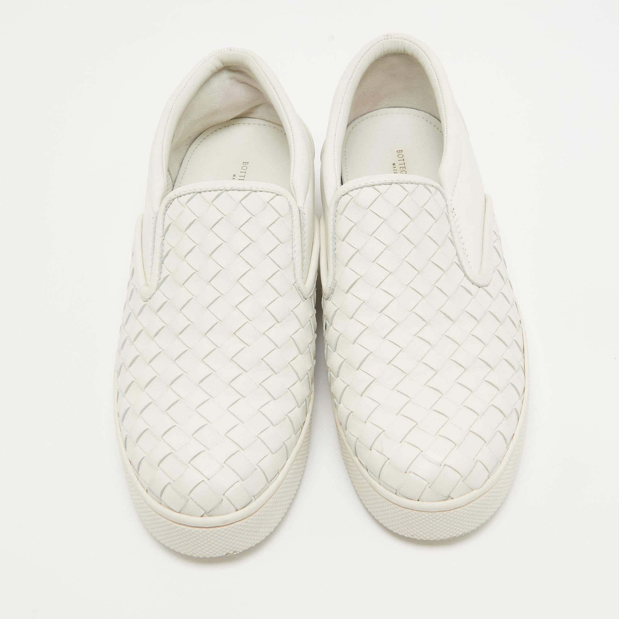 Bottega Veneta White Woven Leather Dodger Slip On Sneakers Size 38.5 In Good Condition In Dubai, Al Qouz 2