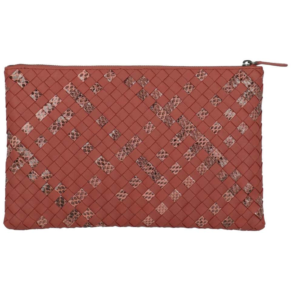 Vintage and Designer Clutches - 2,460 For Sale at 1stdibs - Page 3