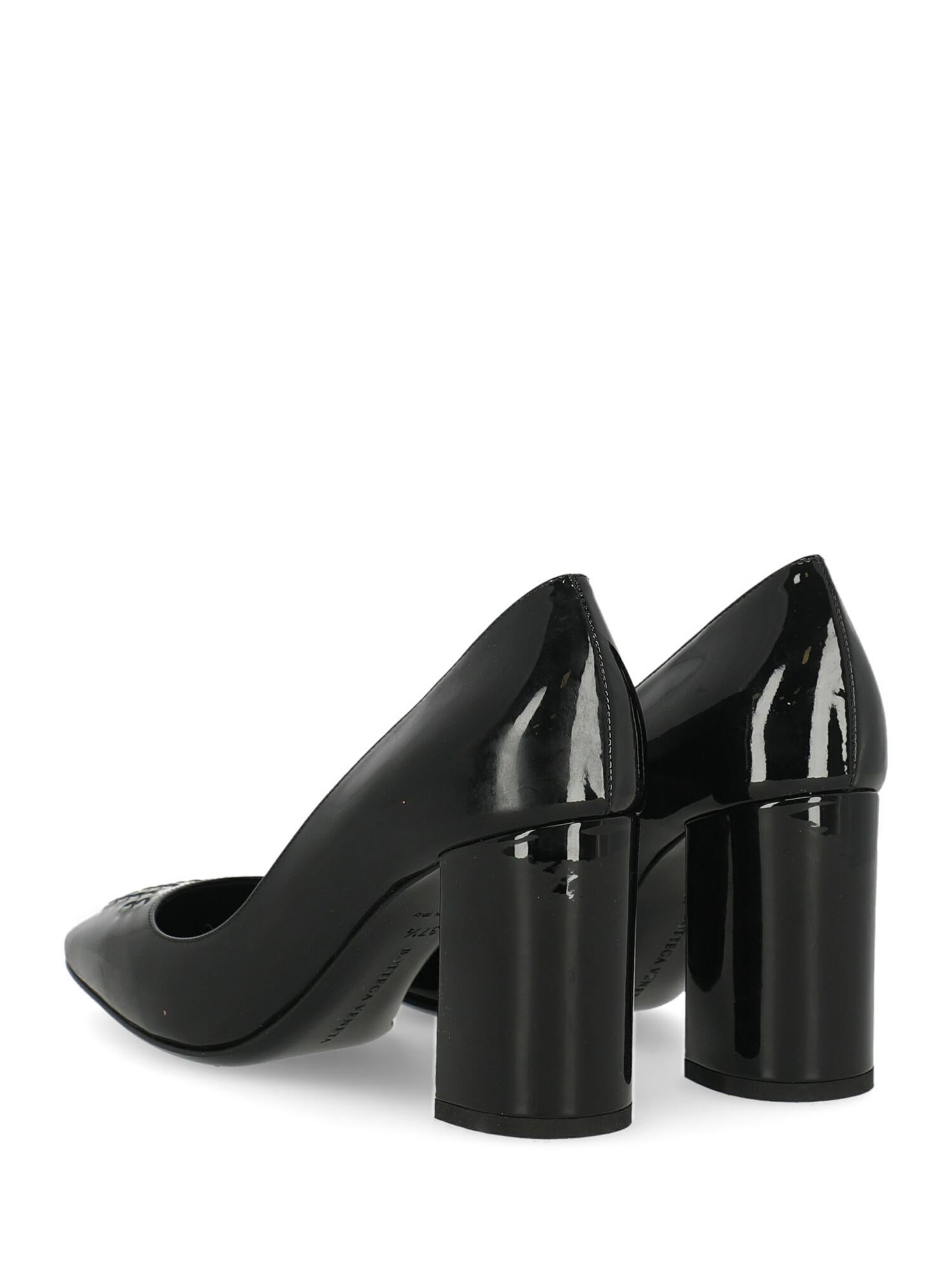 Women's Bottega Veneta Woman Pumps Black Leather IT 37.5 For Sale