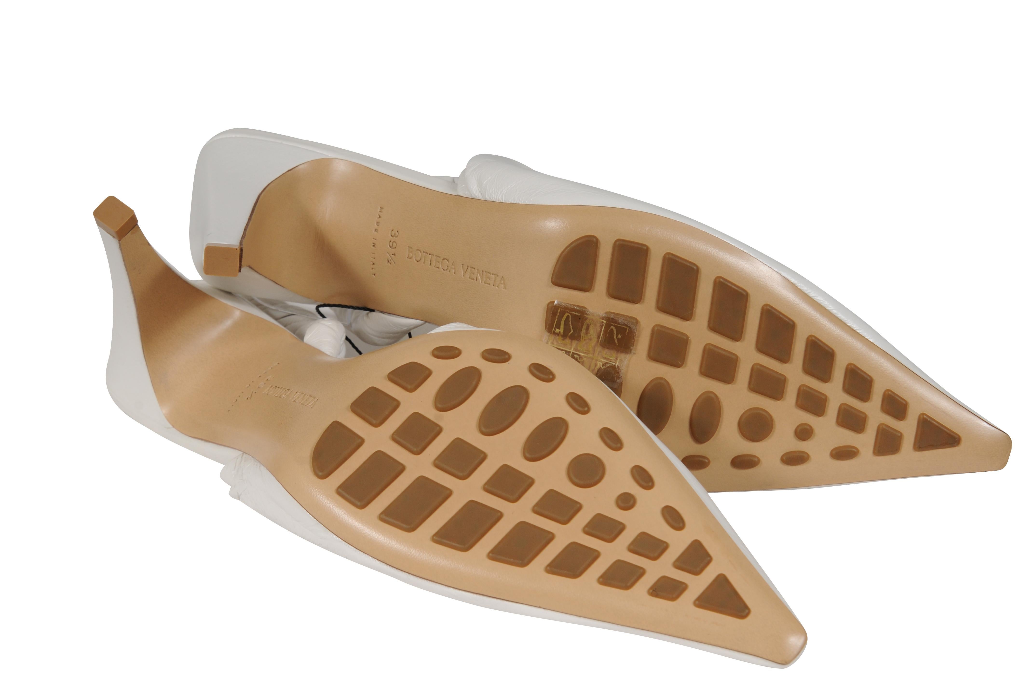 Bottega Veneta Women Twist Crinkle The Point Mules US 9.5 EU 39.5 White Leather en venta 5