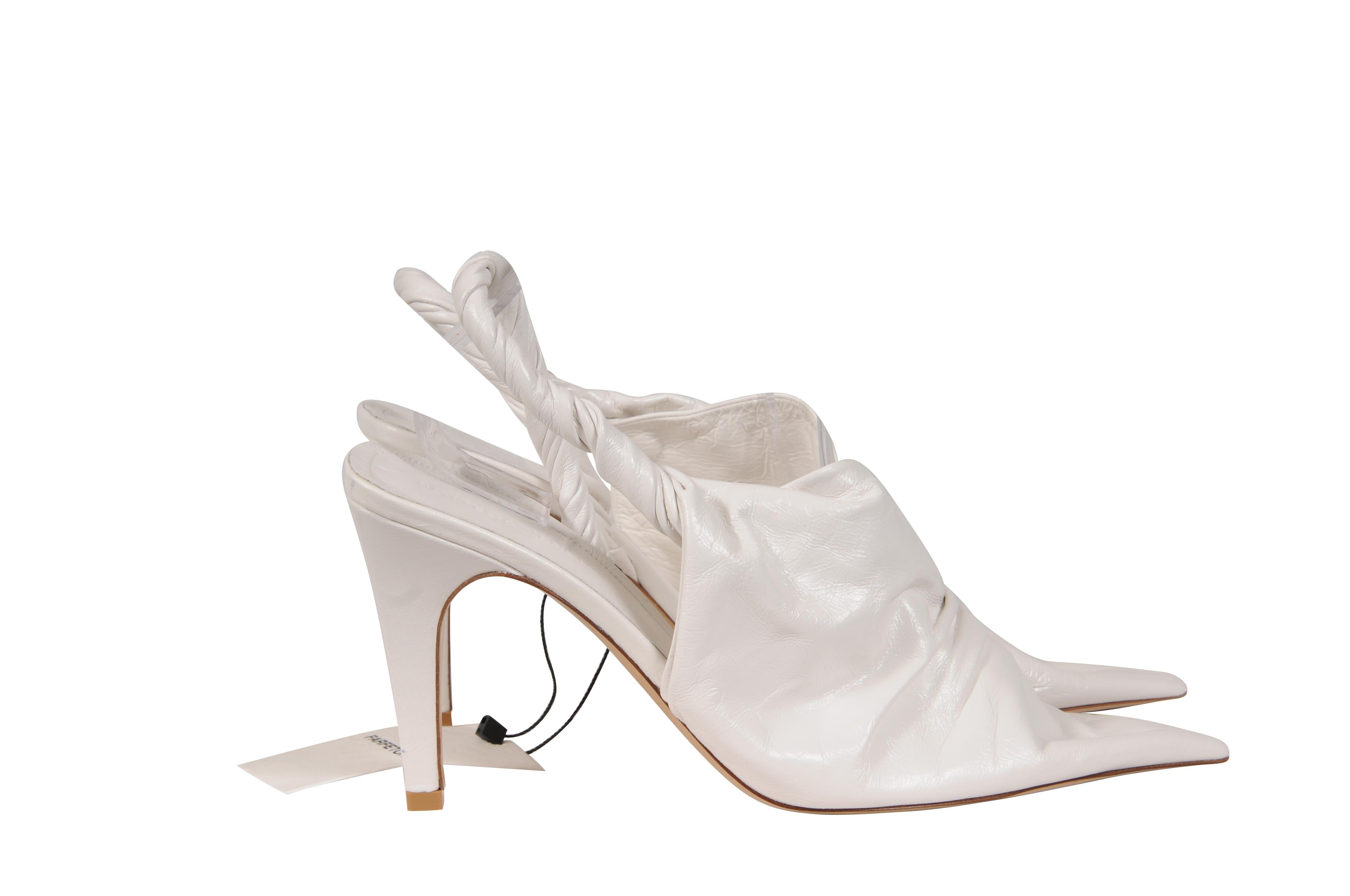 Bottega Veneta Women Twist Crinkle The Point Mules US 9.5 EU 39.5 White Leather en venta 3