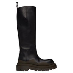 Bottega Veneta Women's Size 38 Black Leather Tire High Top Boot 77bv218s