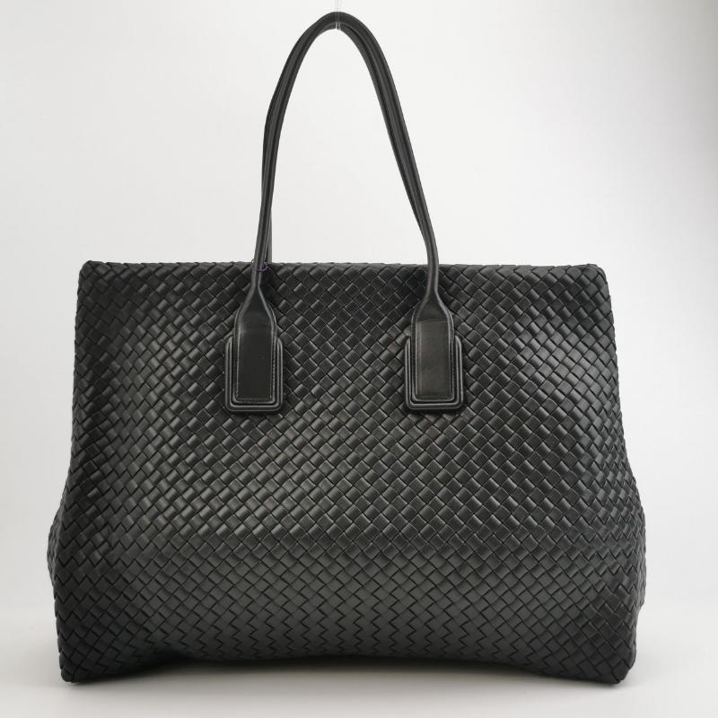 Bottega Veneta XXL Snap Tote Cuir Intrecciato Noir Avec Pochette en vente 1