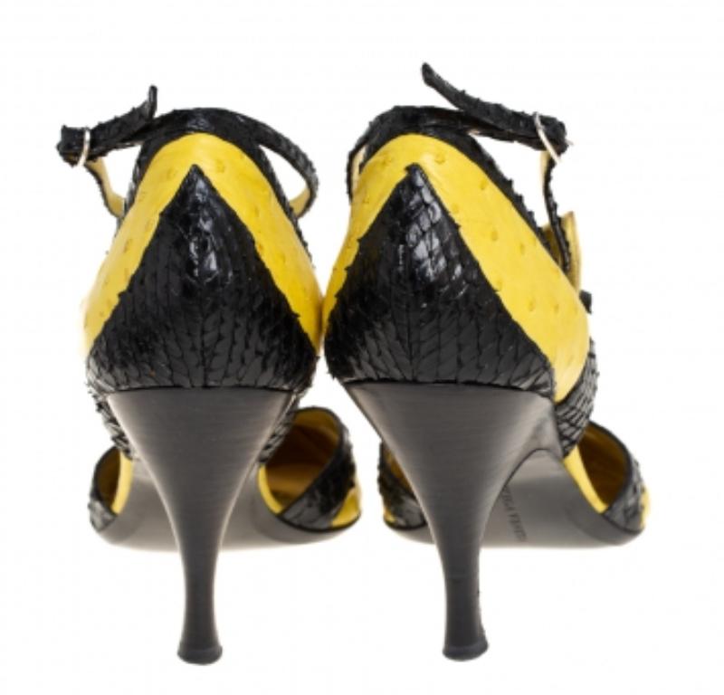 Women's Bottega Veneta Yellow/Black  Ostrich And Python Ankle Strap Pumps Size 39 For Sale