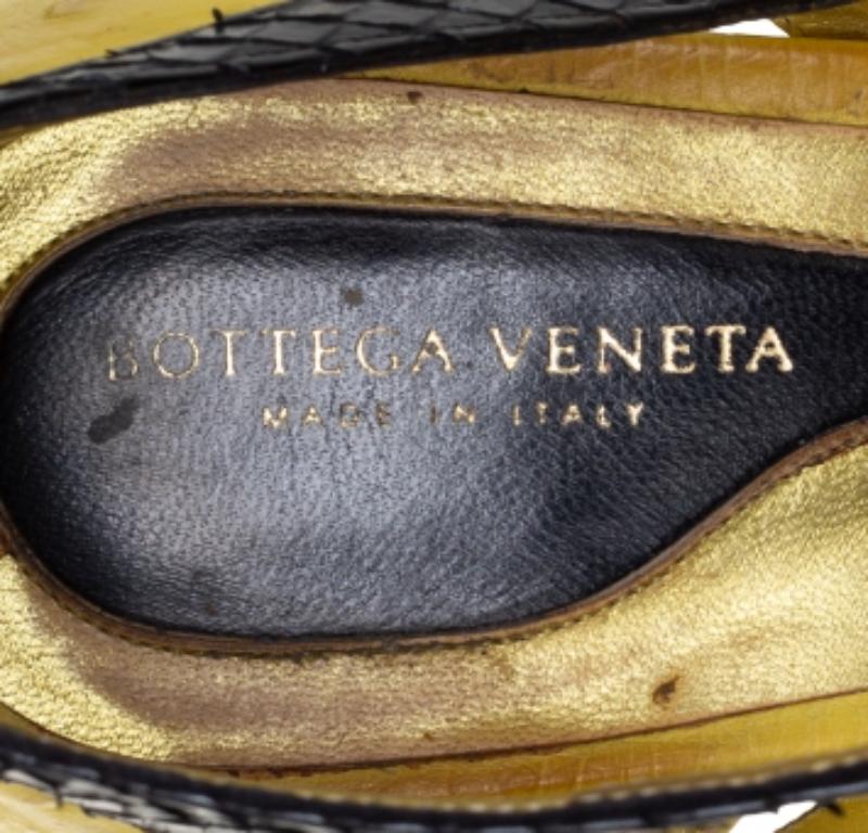 Bottega Veneta Yellow/Black  Ostrich And Python Ankle Strap Pumps Size 39 For Sale 1