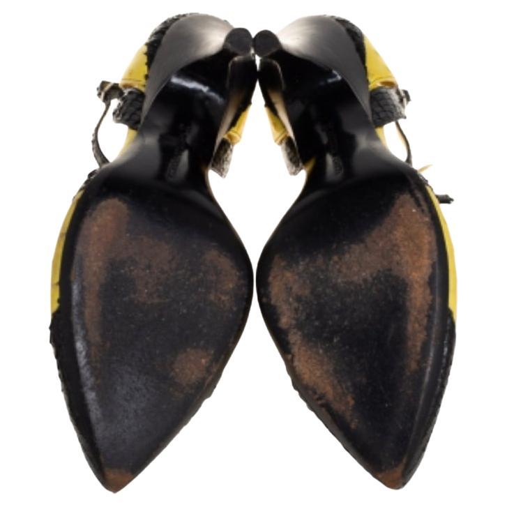 Bottega Veneta Yellow/Black  Ostrich And Python Ankle Strap Pumps Size 39 For Sale 2