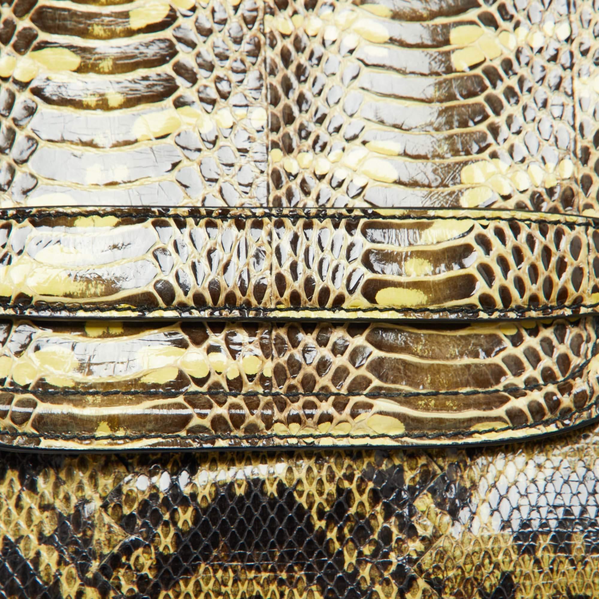 Bottega Veneta - Sac à bandoulière Intrecciato Karung Watersnake - Jaune/Marron en vente 2