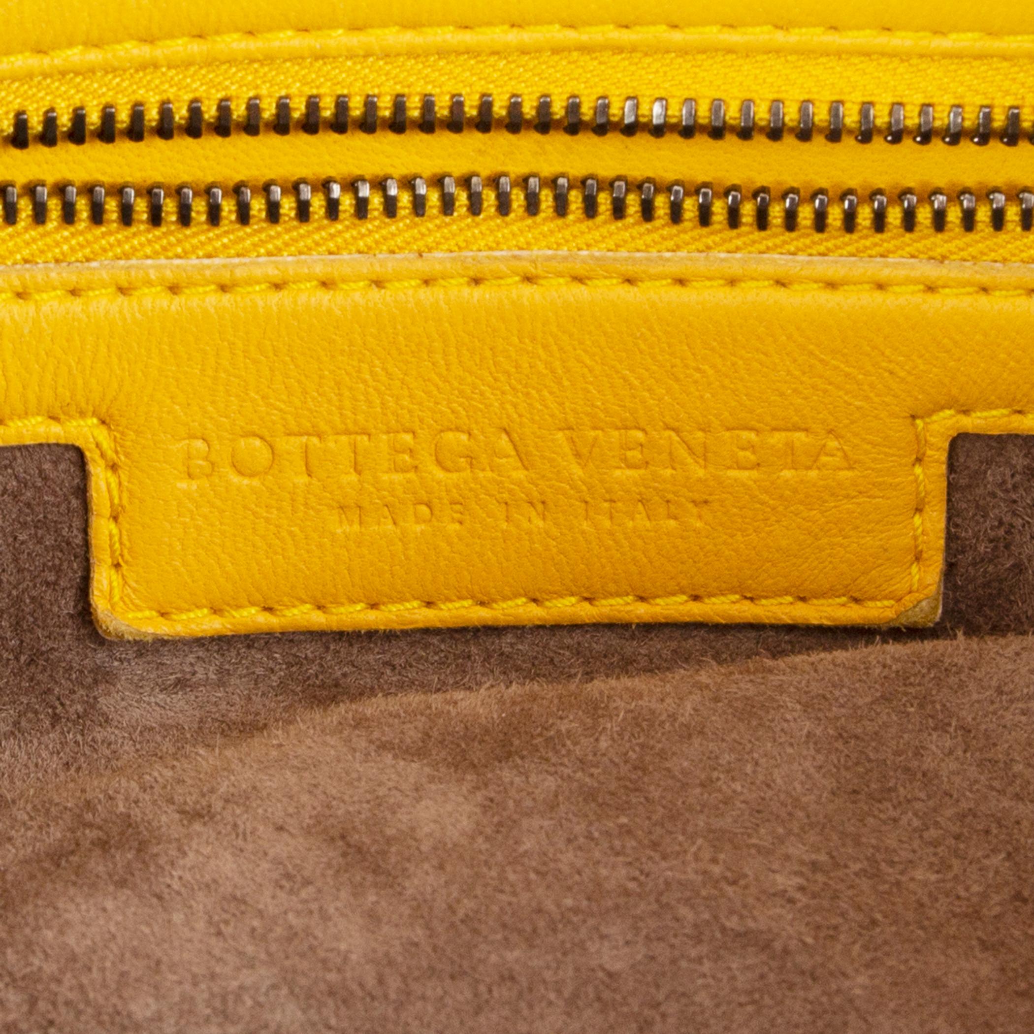 Women's BOTTEGA VENETA yellow INTRECCIATO BELLY VENETA MEDIUM Hobo Shoulder Bag