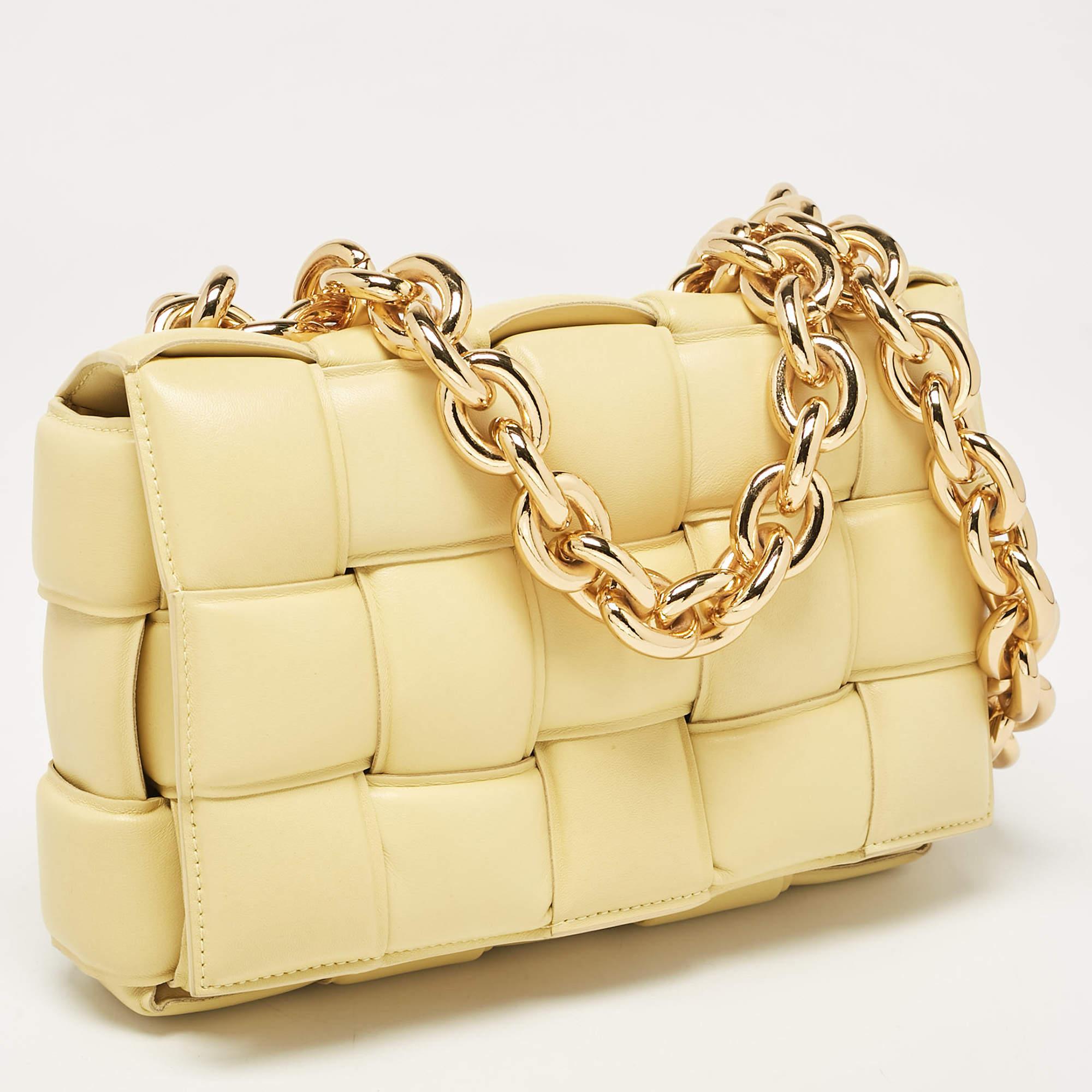 Bottega Veneta Bolso de cadena acolchado en piel Intrecciato amarillo Amarillo en venta