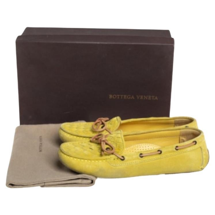 Bottega Veneta Yellow Intrecciato Suede Bow Slip On Loafers Sizs 36.5 For Sale 4