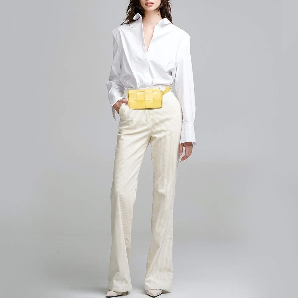 The Cassette bag by Bottega Veneta is all things stylish  trendy  and Instagram able. With its playful take on the brands signature house code the Intrecciato weave  the bags exterior flaunts a maxi version of the weave. It is crafted from quality