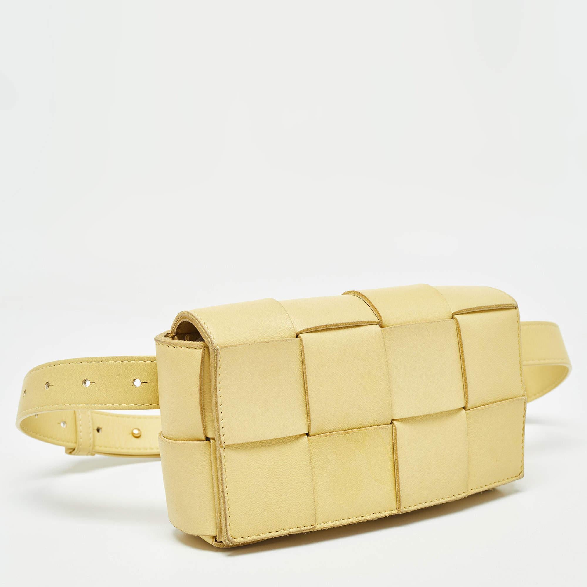 Bottega Veneta Yellow Intreccio Leather Cassette Belt Bag In Good Condition In Dubai, Al Qouz 2