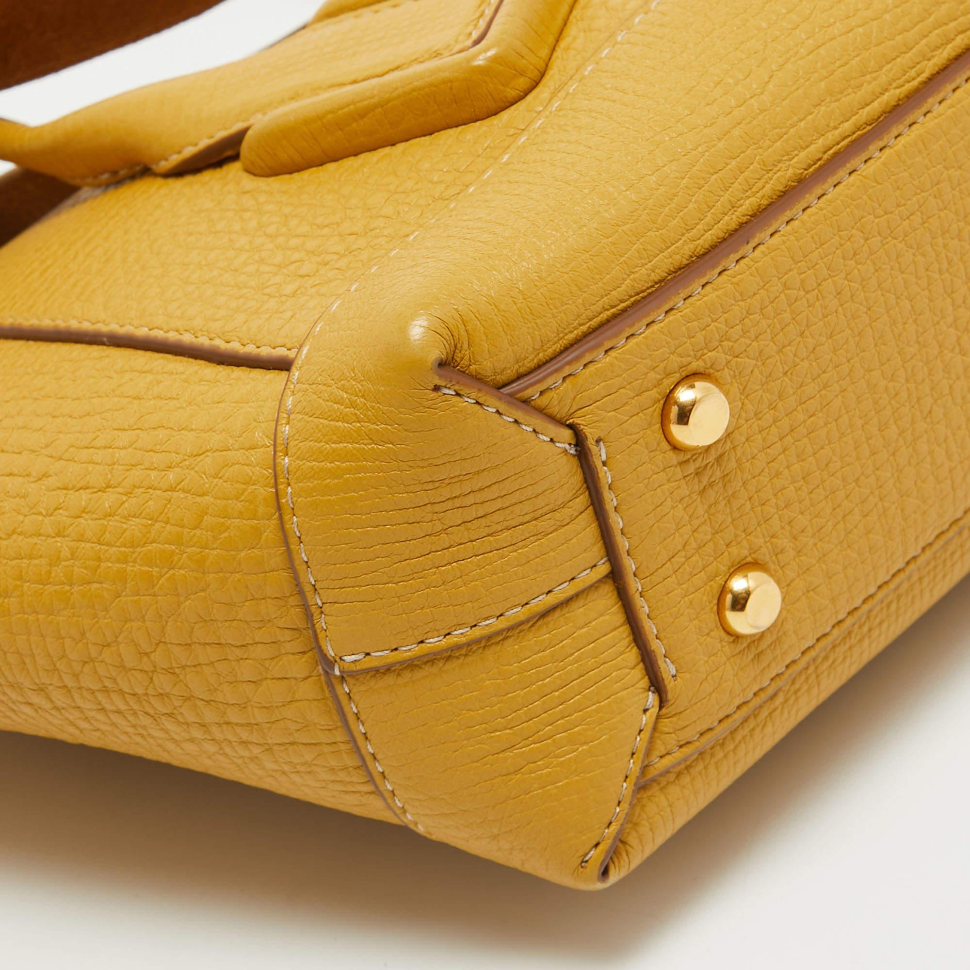 Bottega Veneta Yellow Leather Arco Tote For Sale 1