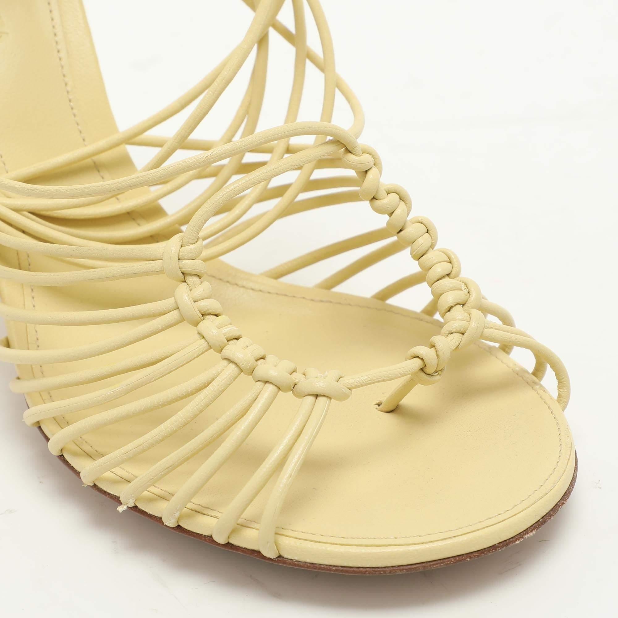Bottega Veneta Sandali in pelle gialla taglia 37 2