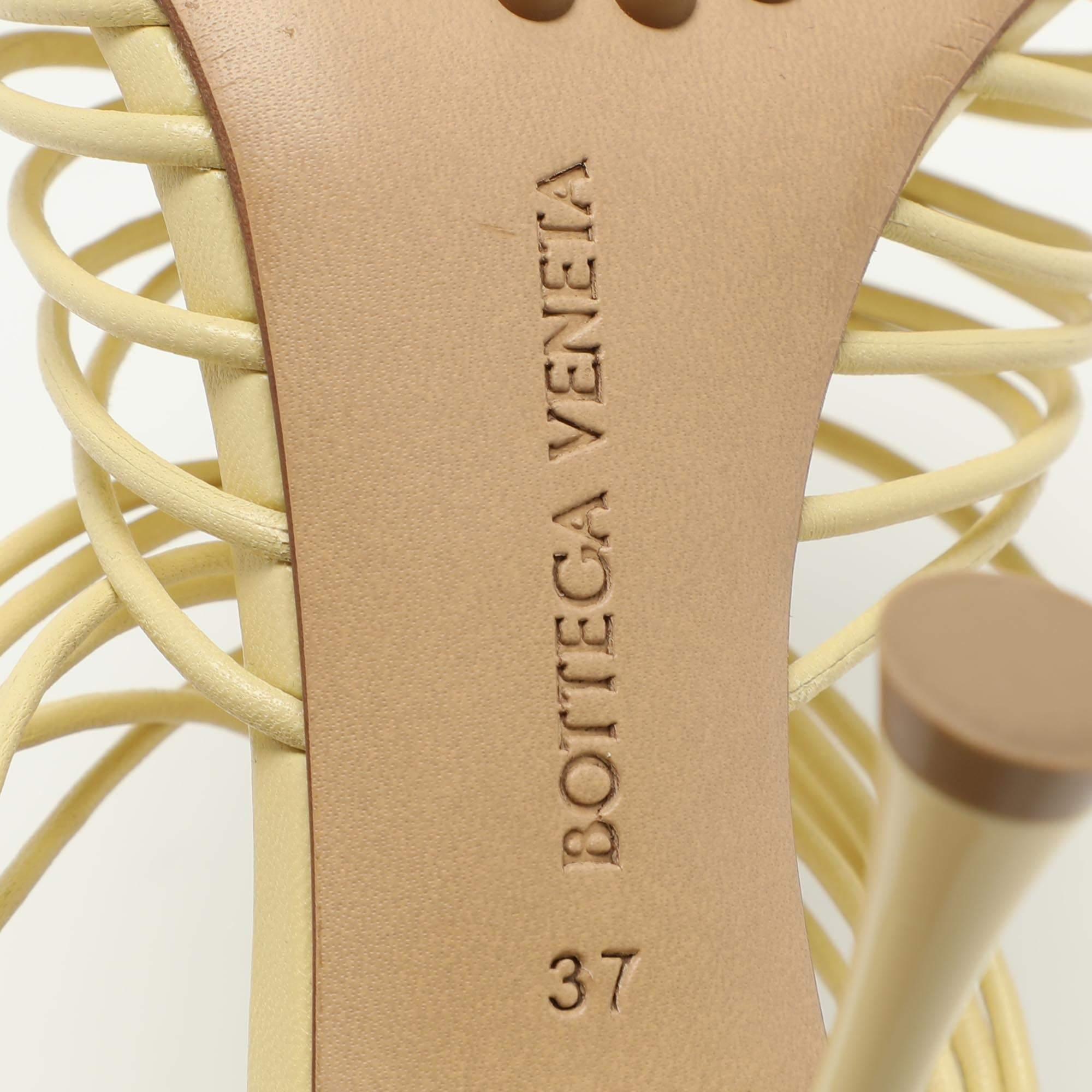 Bottega Veneta Sandali in pelle gialla taglia 37 3