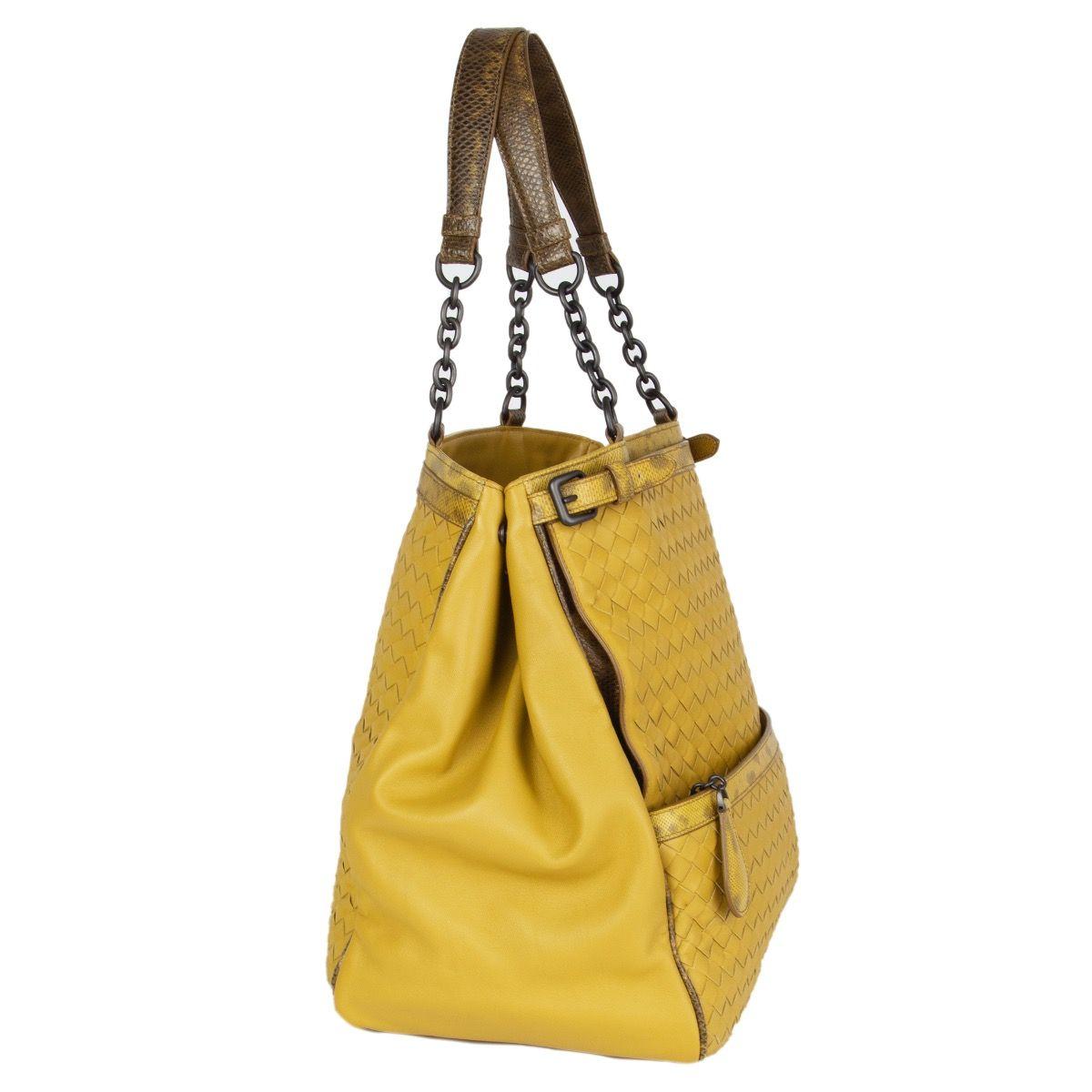 Bottega Veneta 'Nappa & Karung Tote' shoulder bag in Luteous (chartreuse yellow) Intrecciato back and front part featuring smooth nappa leather side panels and karung trimming and handles. Bag has two front pockets, one with a zip closure and one