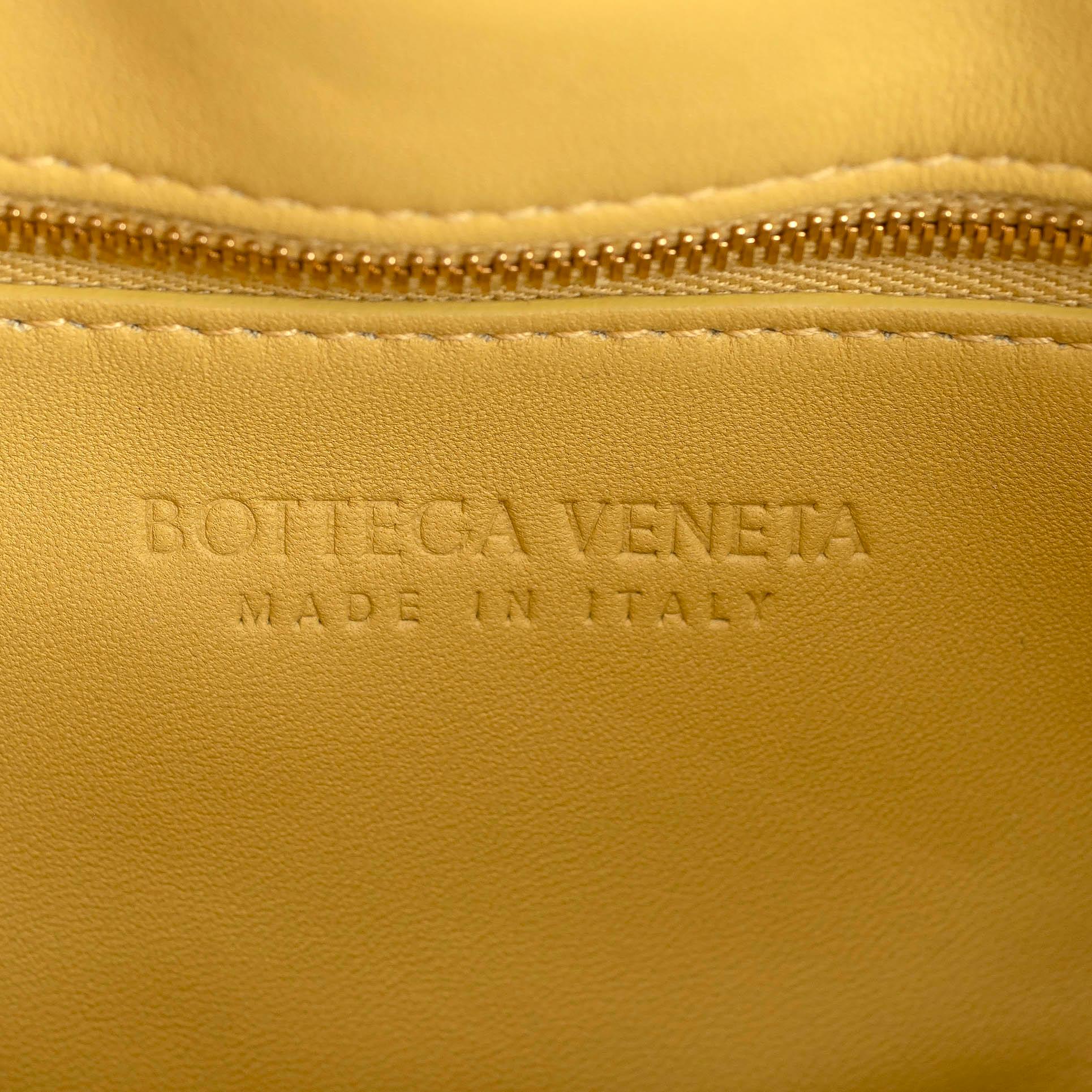 BOTTEGA VENETA yellow Maxi Intrecciato leather CHAIN CASSETTE Bag For Sale 3