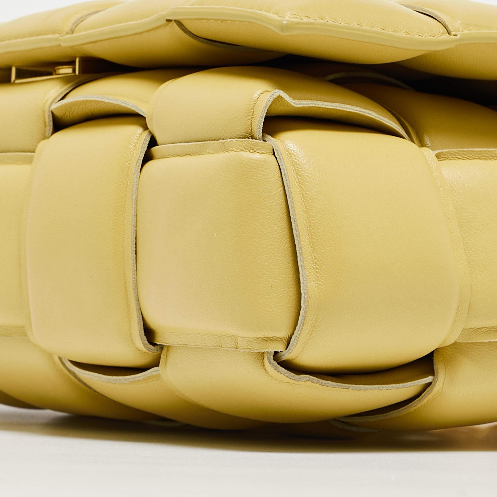 Bottega Veneta Yellow Padded Leather Chain Cassette Shoulder Bag In Good Condition For Sale In Dubai, Al Qouz 2