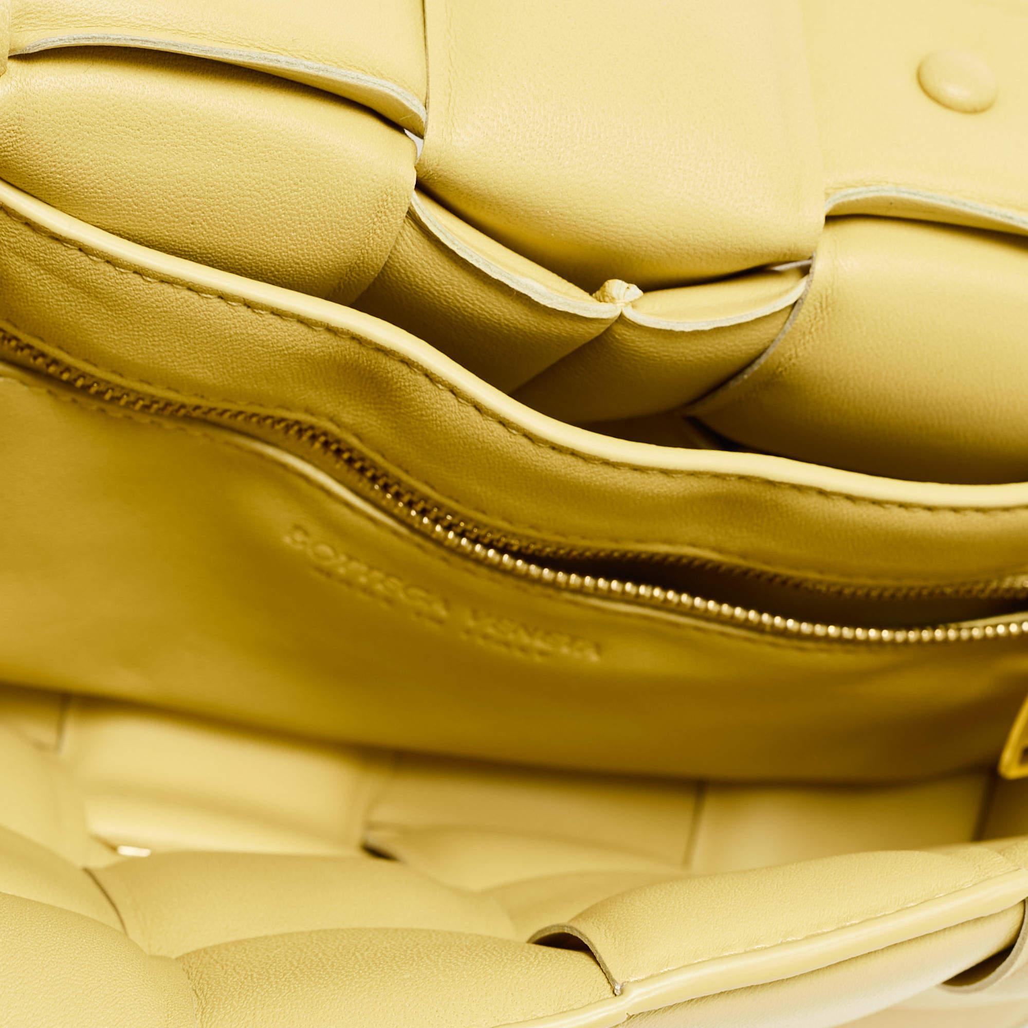 Bottega Veneta Yellow Padded Leather Chain Cassette Shoulder Bag For Sale 3