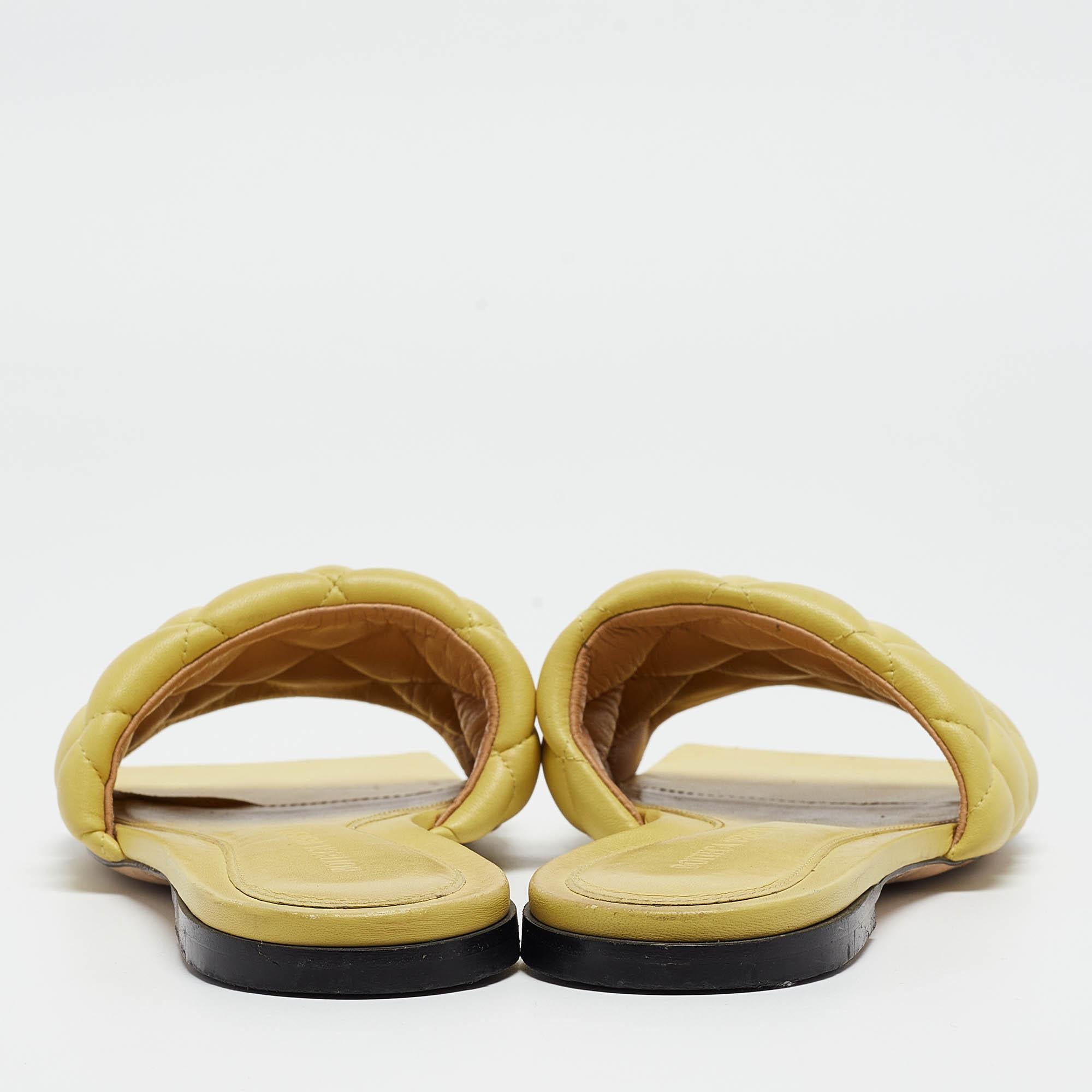 Women's Bottega Veneta Yellow Quilted Leather Flat Slides Size 37