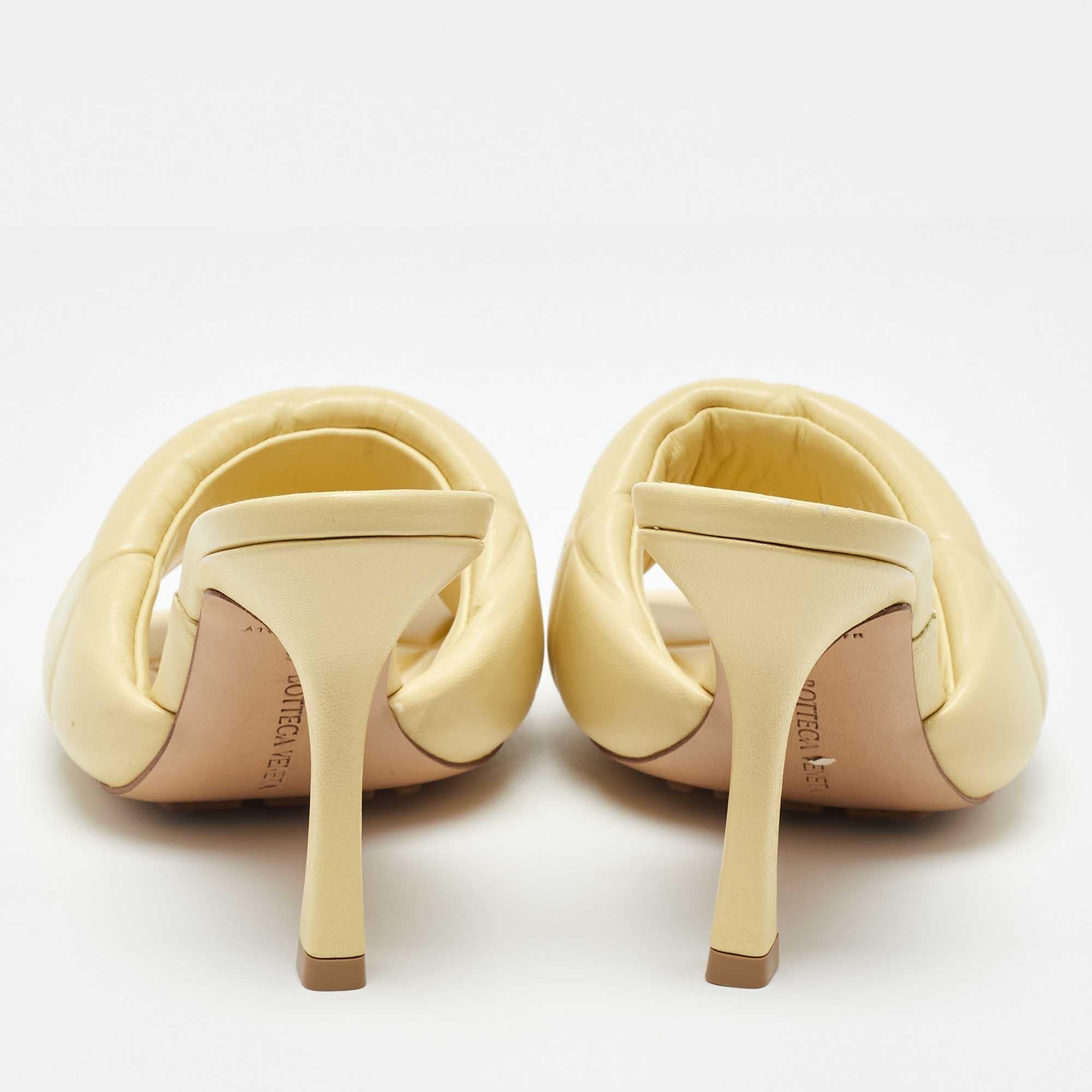 Women's Bottega Veneta Yellow Quilted Leather Lido Slide Sandals Size 36