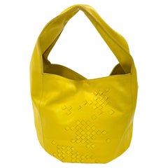 Vintage Bottega Veneta Yellow Smooth Intrecciato Leather Round One Shoulder Bag