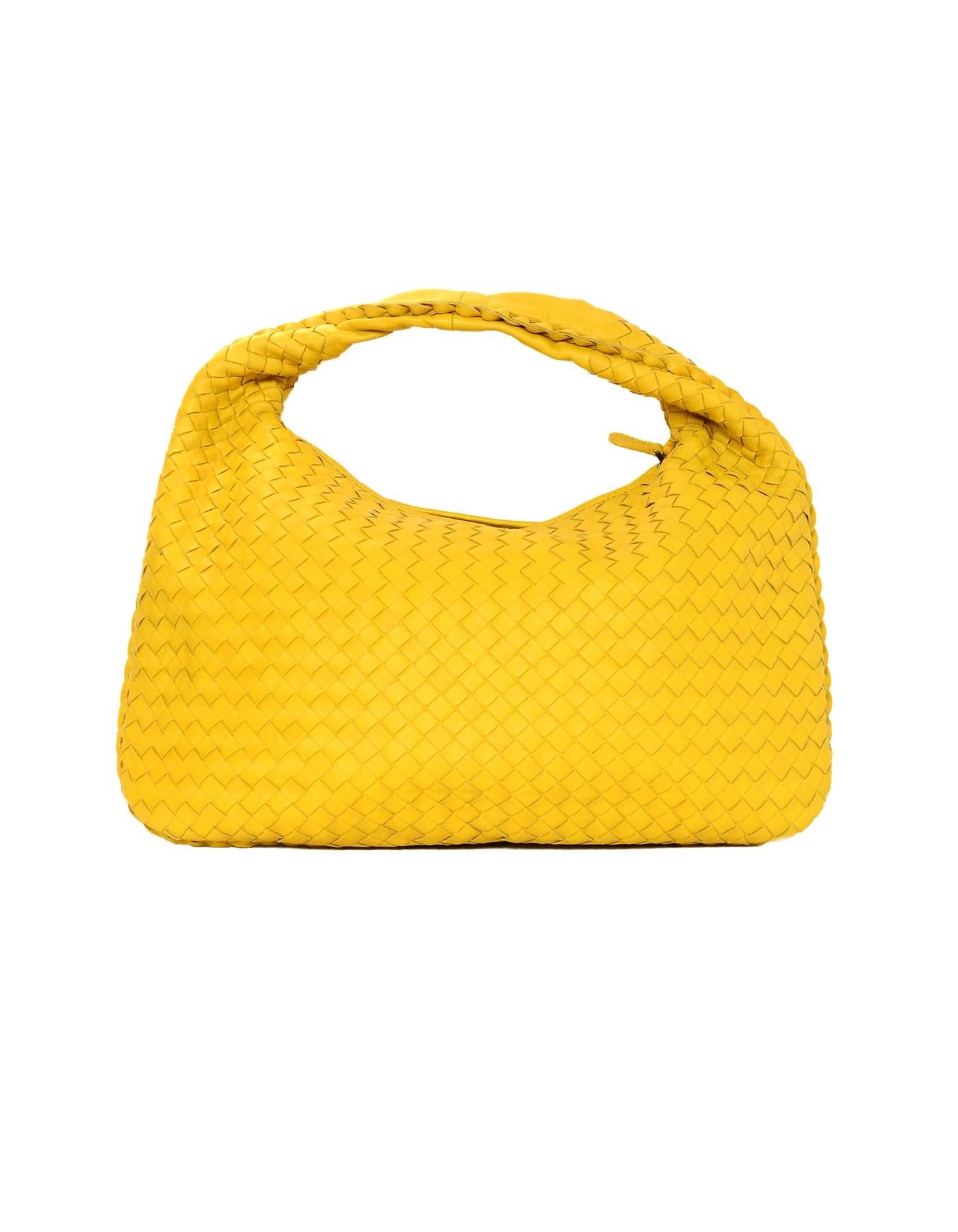 Bottega Veneta Yellow Woven Leather Nappa Intrecciato Medium Veneta Hobo Bag In Excellent Condition In New York, NY