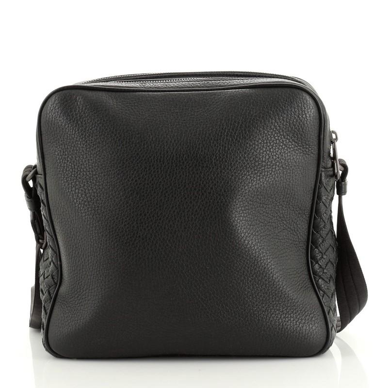 Bottega Veneta Zip Around Messenger Bag Leather with Intrecciato Detail S In Good Condition In NY, NY