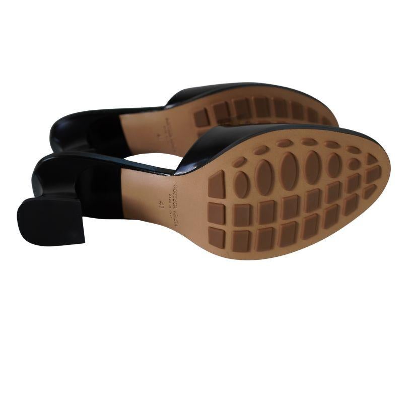 Bottega Venetta Black Cha Cha Mini Leather Mules For Sale 3