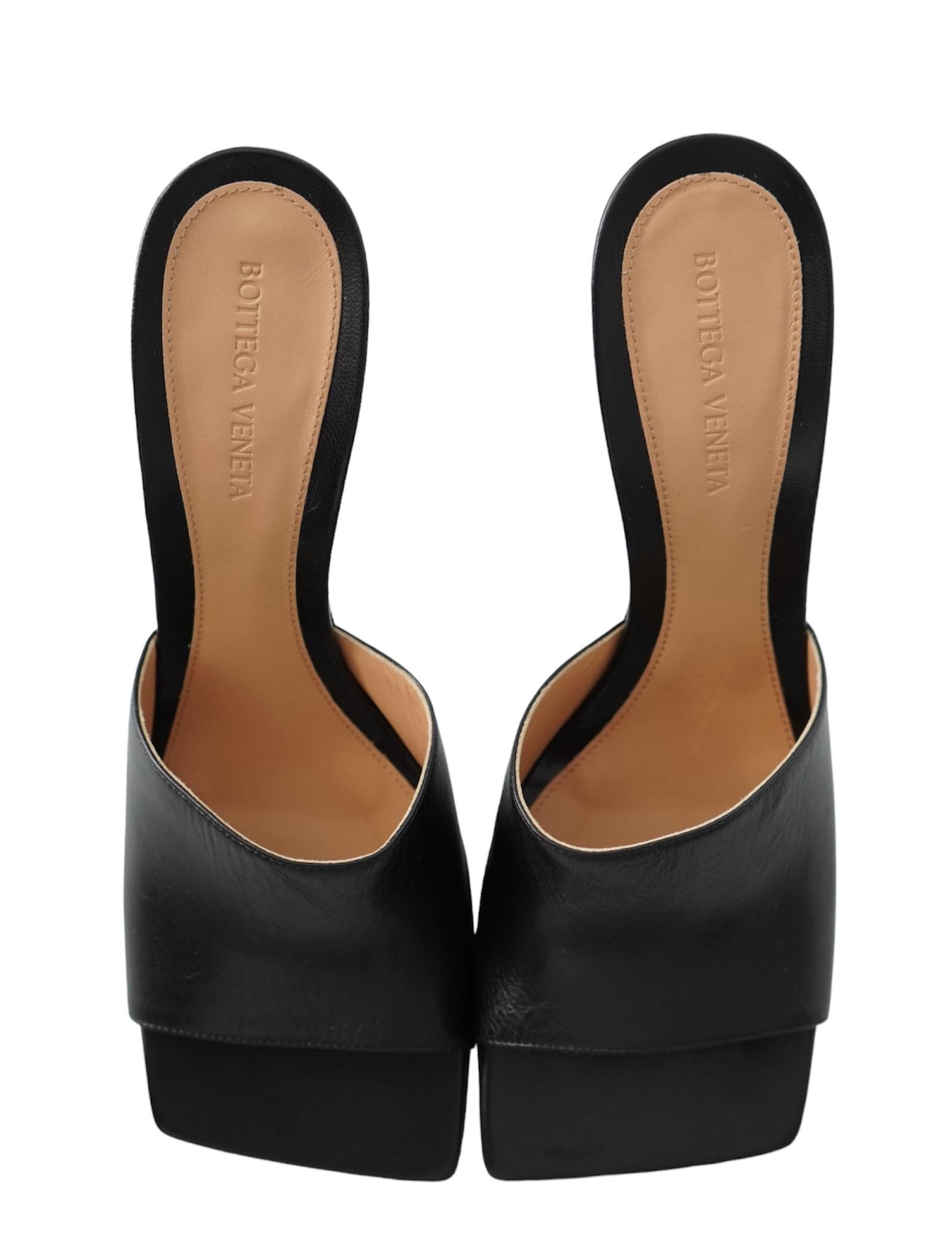 Bottega Venetta Schwarz Quadratische Zehe hochhackige Sandalen Sz 41 im Angebot 3