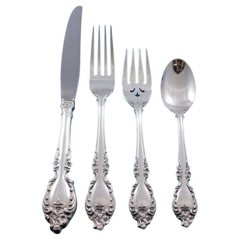 Botticelli by Oneida Sterling Silver Flatware Set for 8 Service 32 Pieces  For Sale at 1stDibs