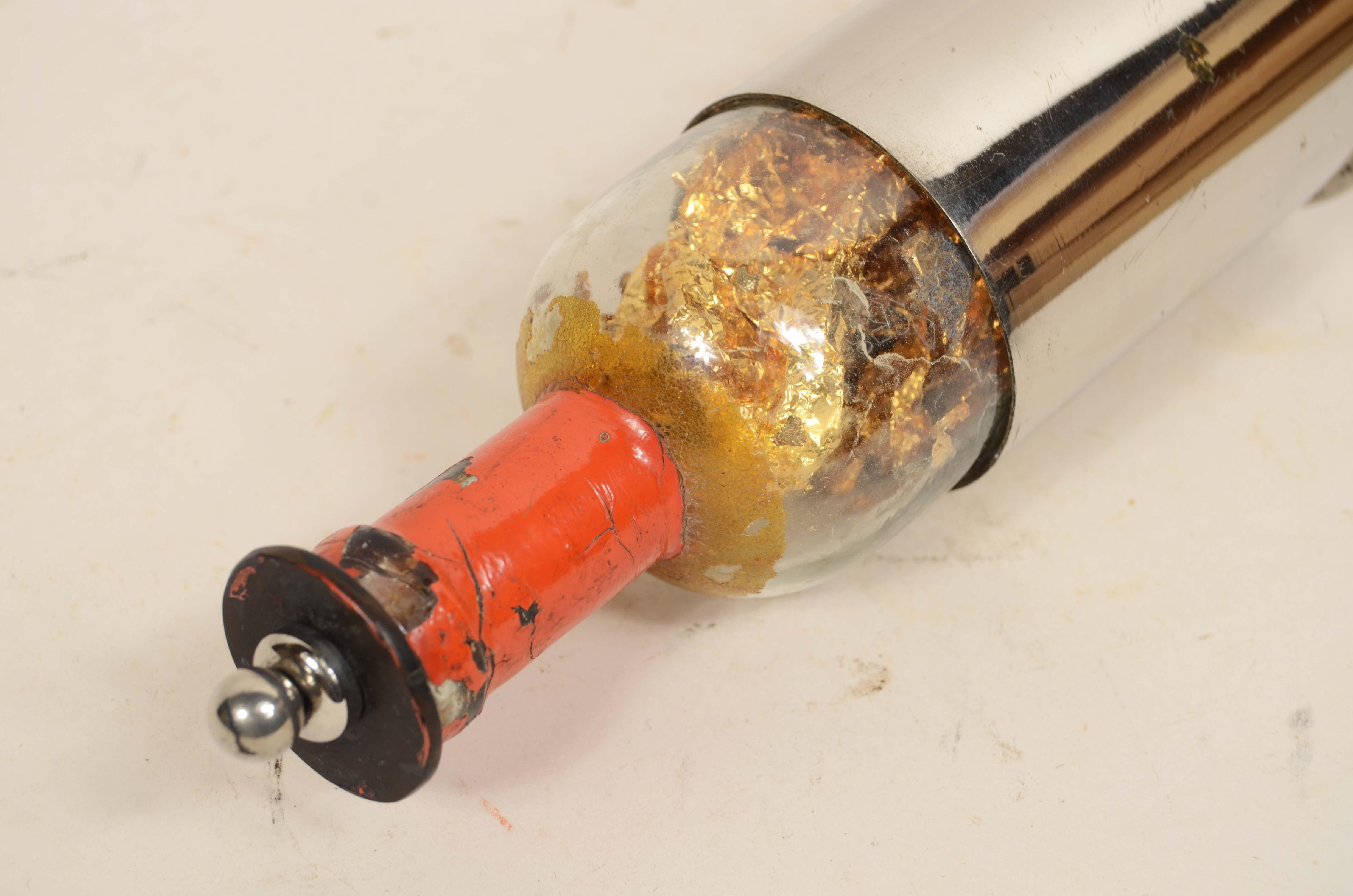 Leiden bottle from the second half of the 19th century holds electrical charges For Sale 3