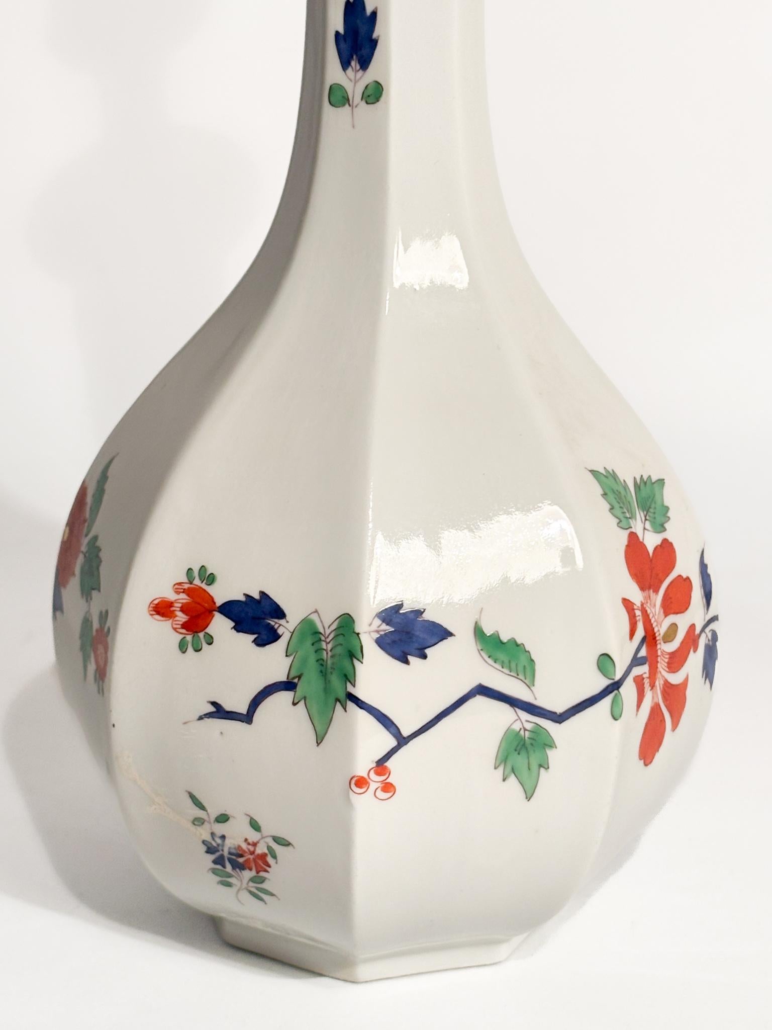 Art Nouveau Bottiglia in Porcellana di Meissen con Tappo in Argento 800 Primi Novecento in vendita