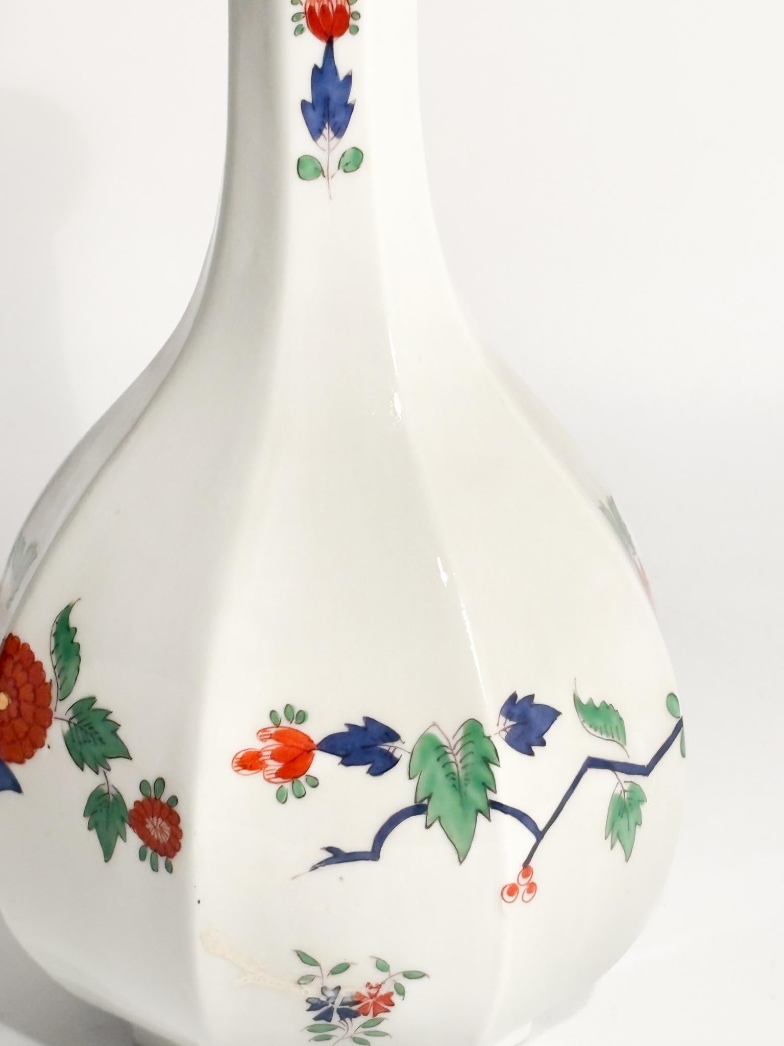 Bottiglia in Porcellana di Meissen con Tappo in Argento 800 Primi Novecento in vendita 1