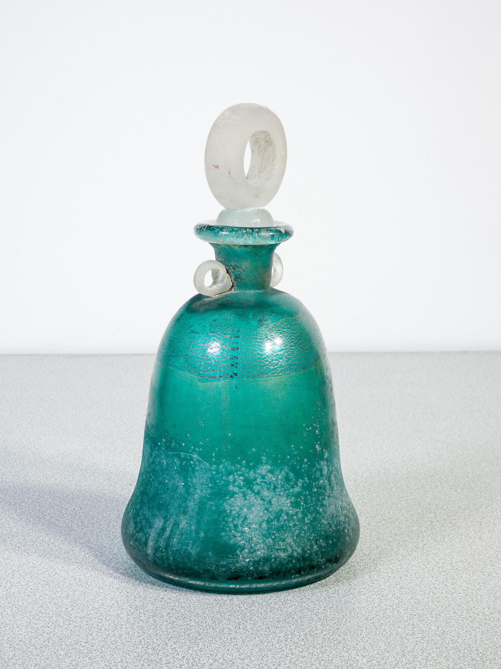 Blown Glass Murano blown glass bottle, design GAMBARO & POGGI. 1970s