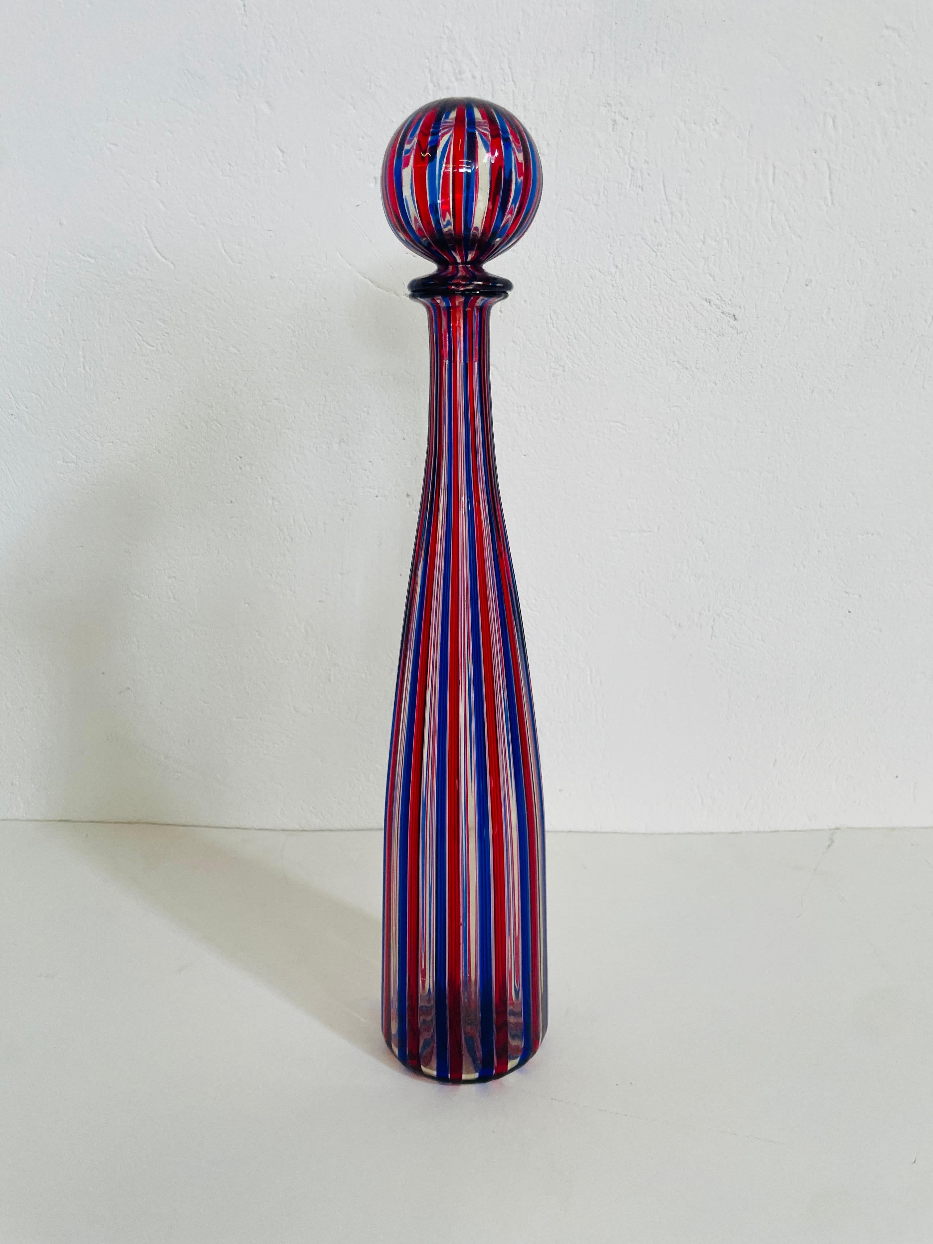 Mid-Century Modern Bottiglia Morandiana in vetro Venini e Gio Ponti per Iveco For Sale