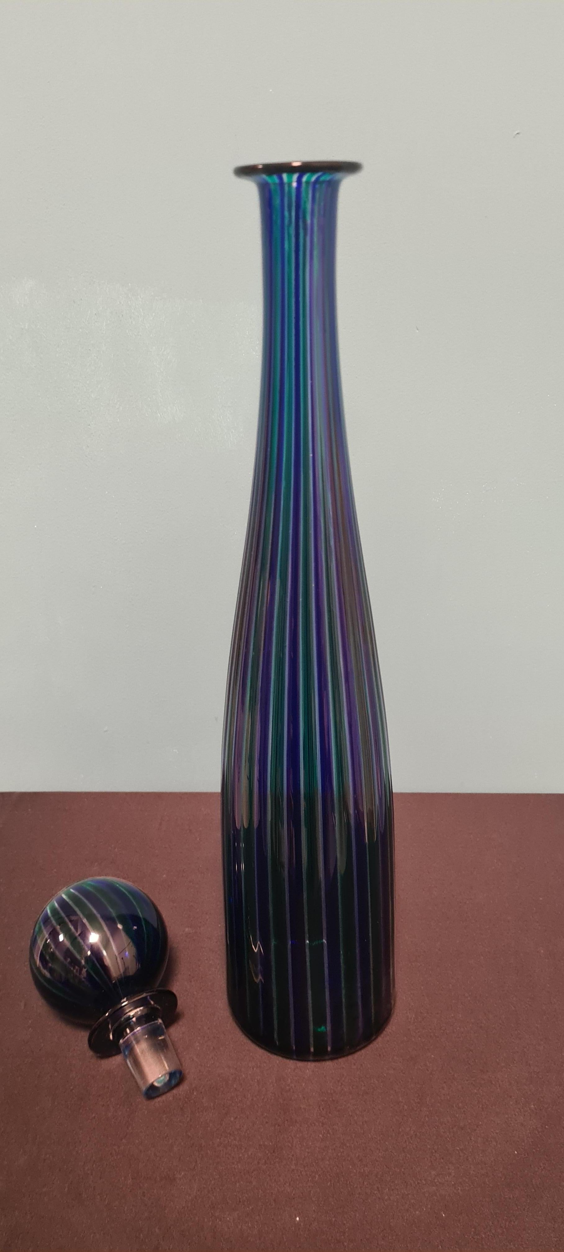 Venini bottle from the Morandiane series In Excellent Condition For Sale In Torino, IT
