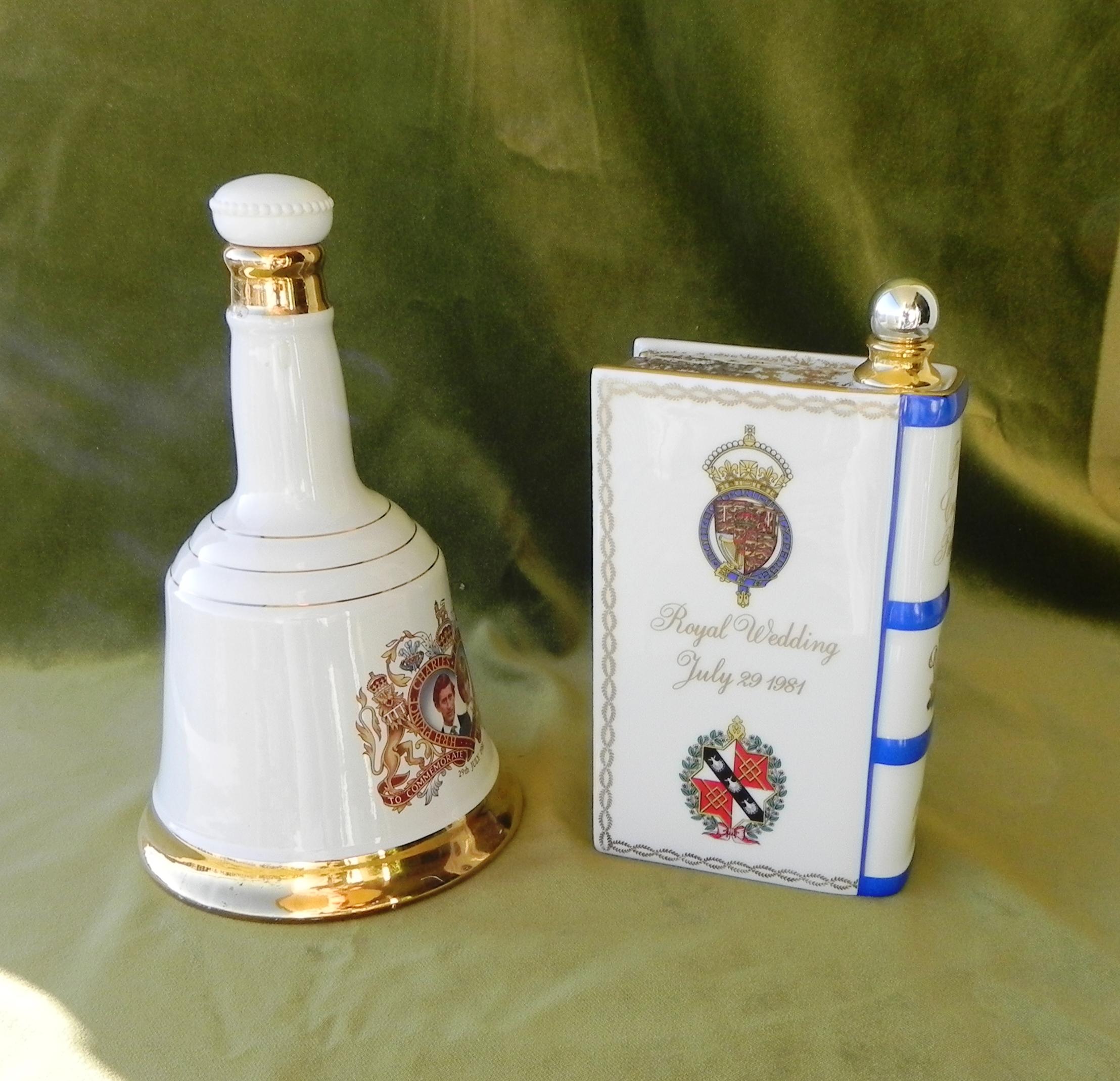 Beaux-Arts Bottiglie en céramique commémorative de Lady Diana en vente