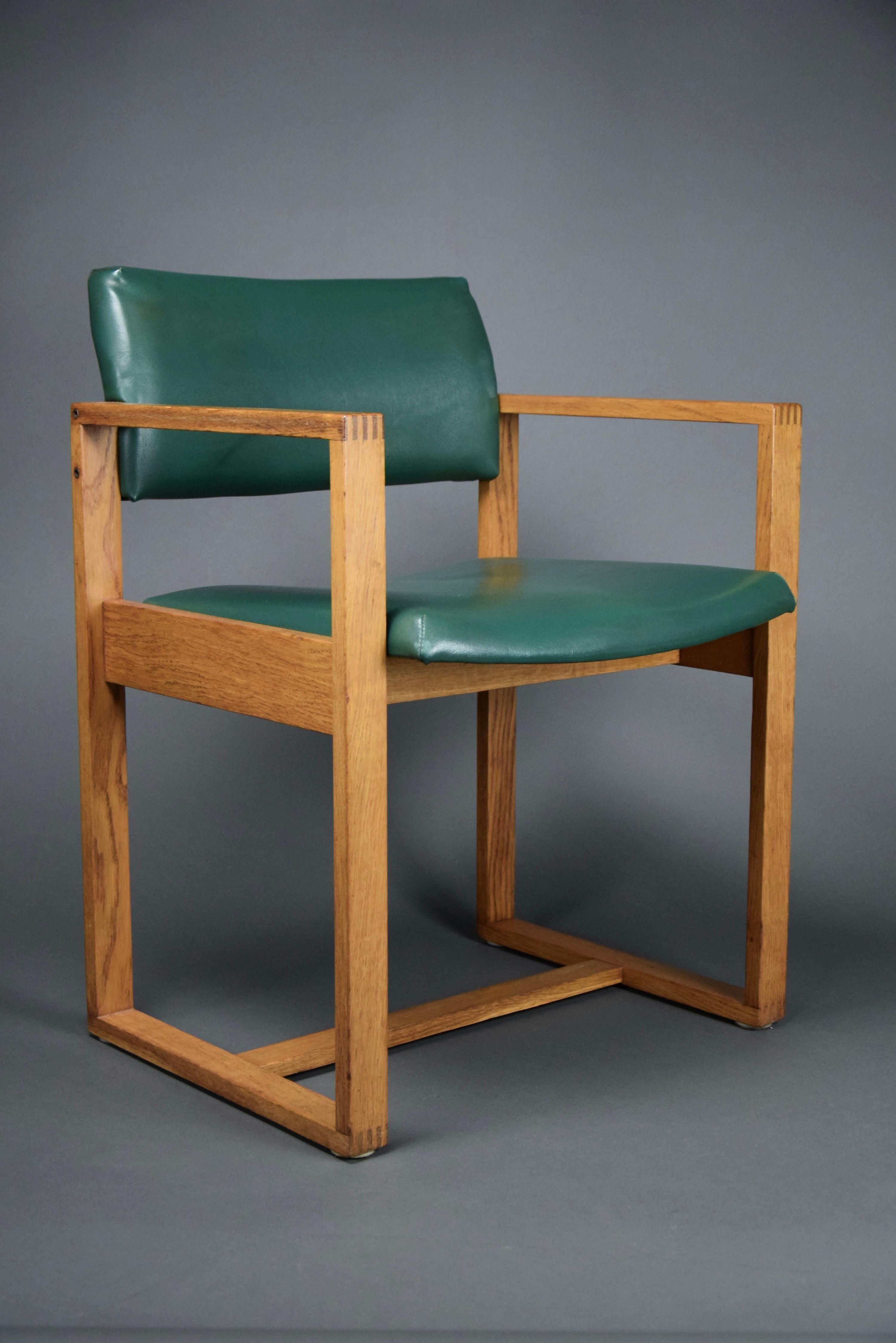 Bottle Green Mid-Century Modern Arm Office Chair For Sale 5