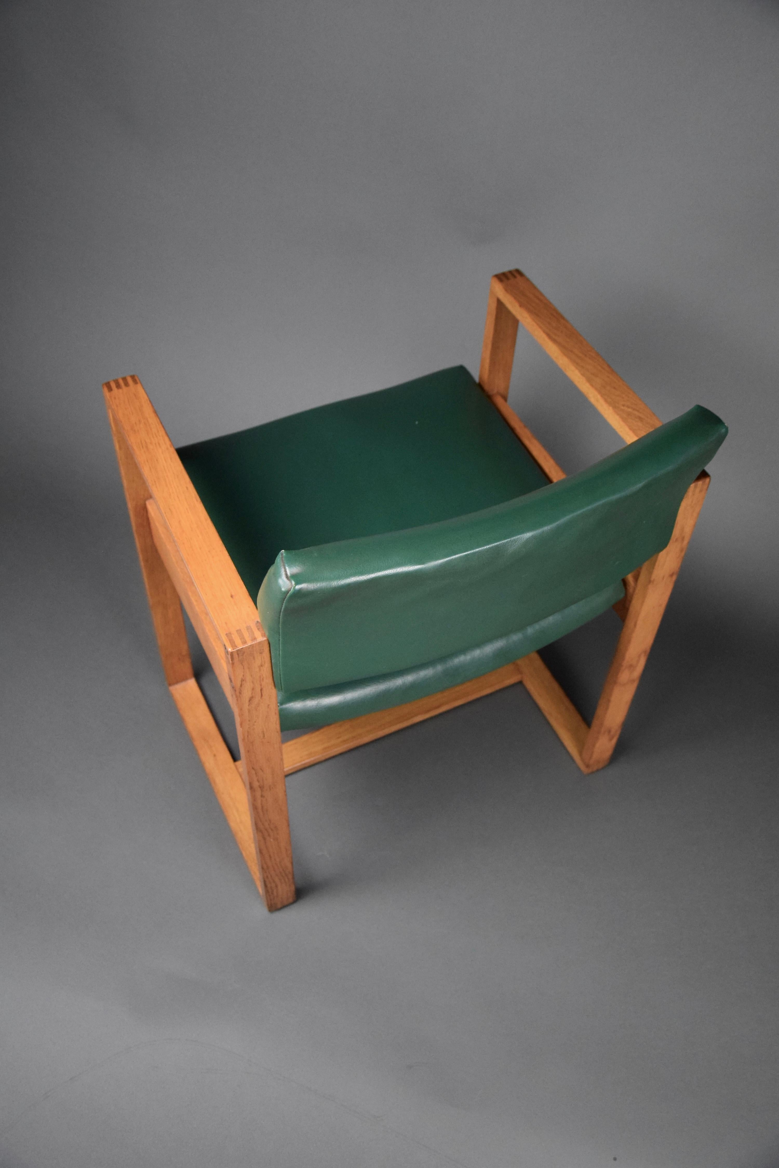 Bottle Green Mid-Century Modern Arm Office Chair For Sale 6