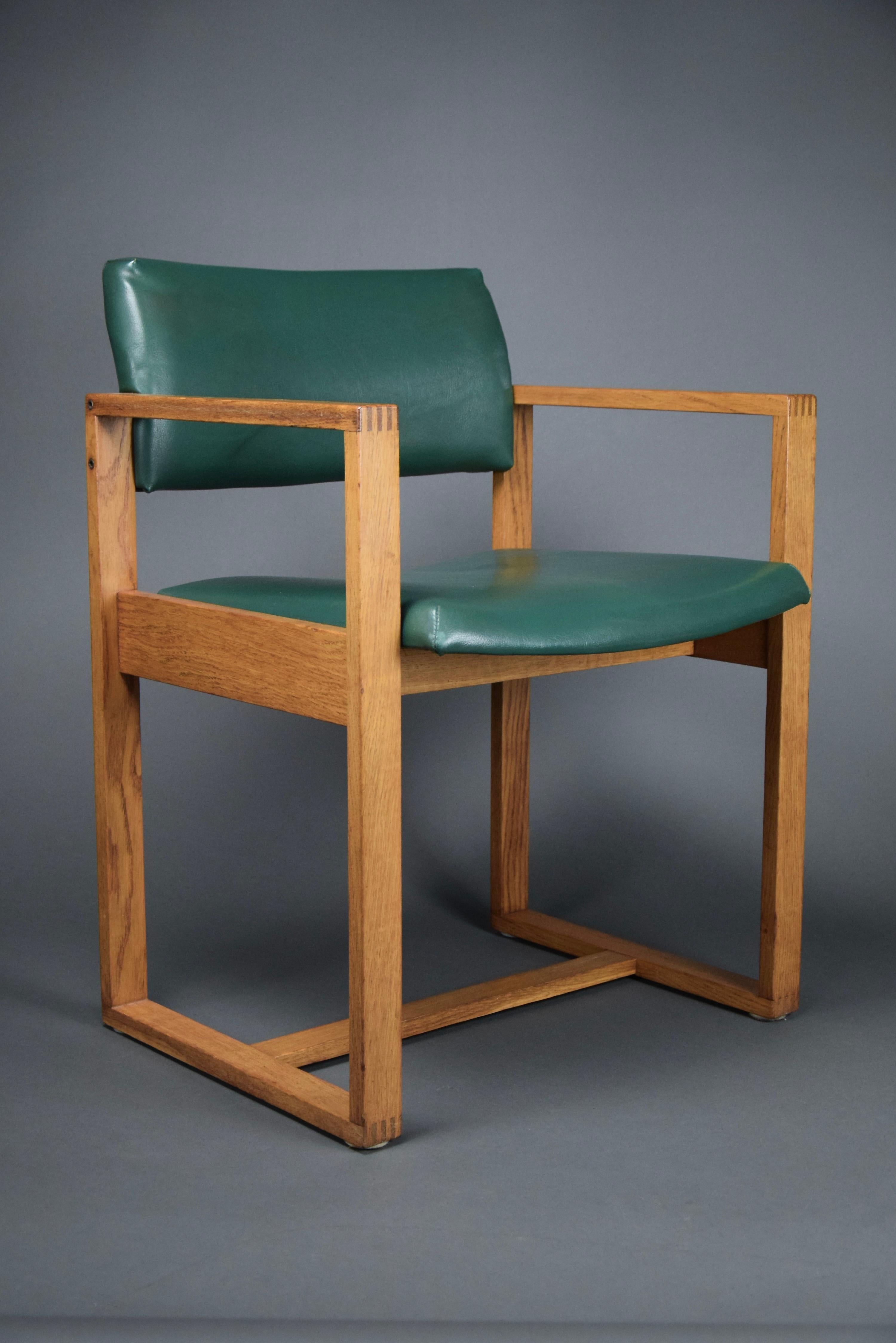 Bottle Green Mid-Century Modern Arm Office Chair For Sale 9