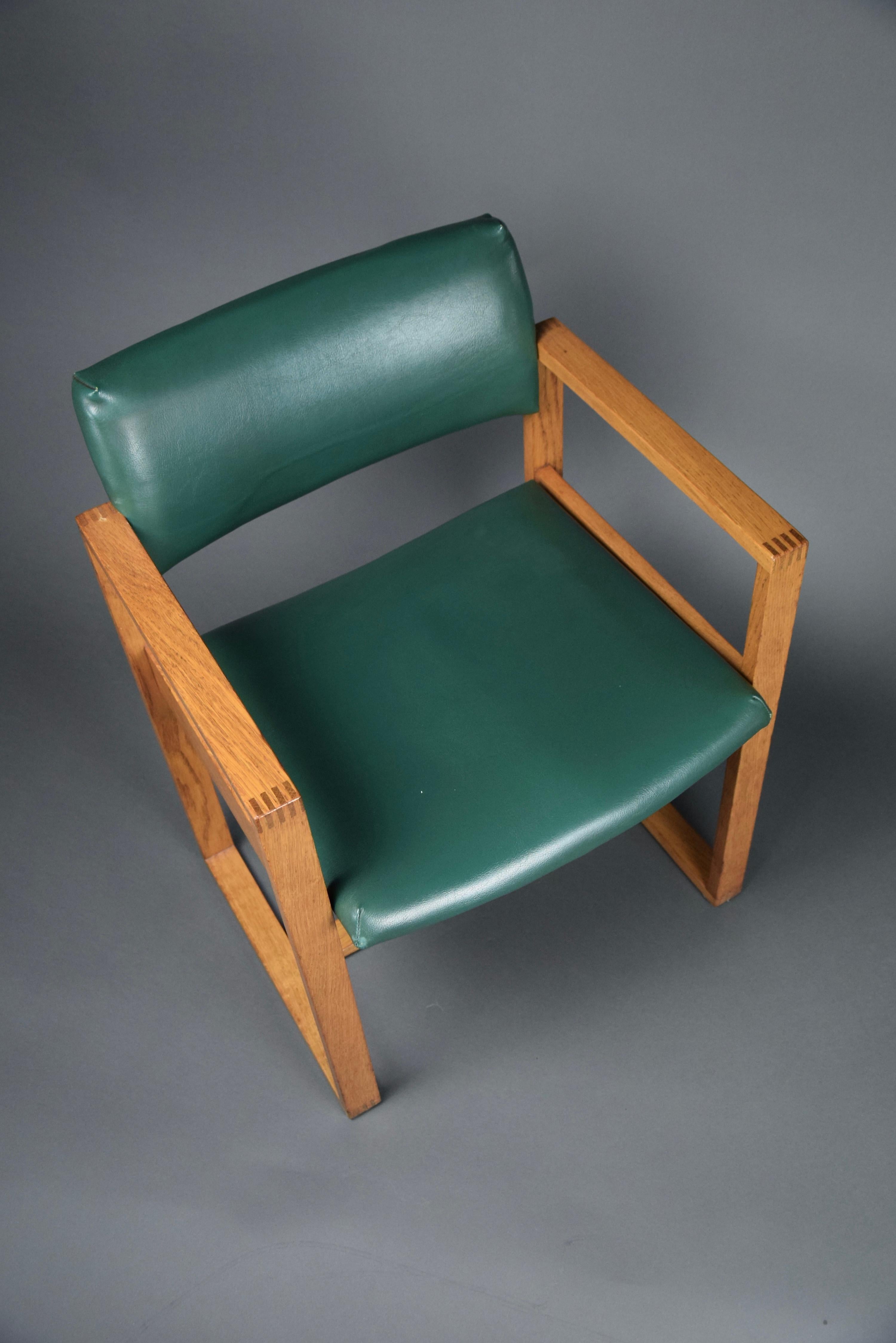 Bottle Green Mid-Century Modern Arm Office Chair For Sale 10