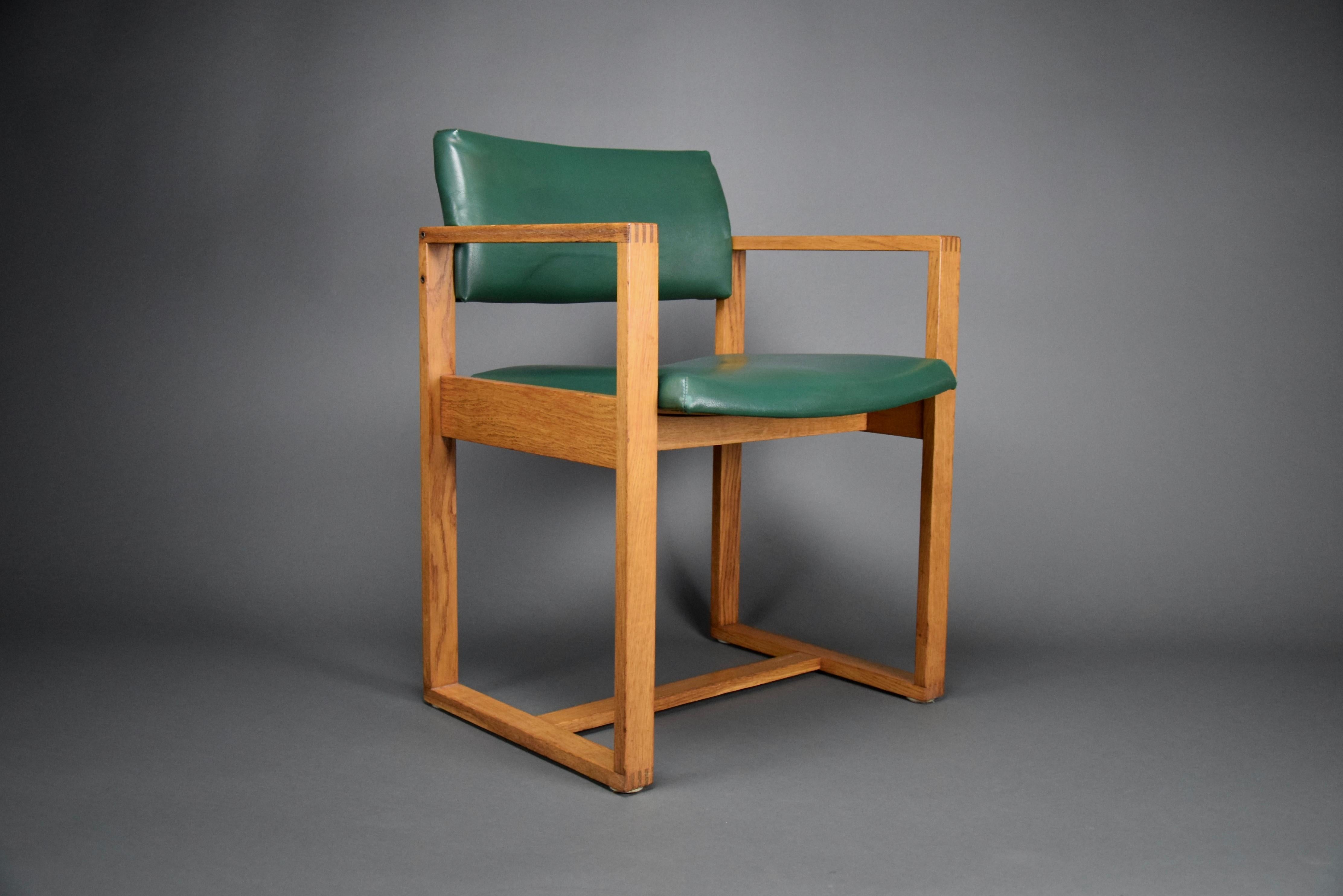 Bottle Green Mid-Century Modern Arm Office Chair For Sale 1